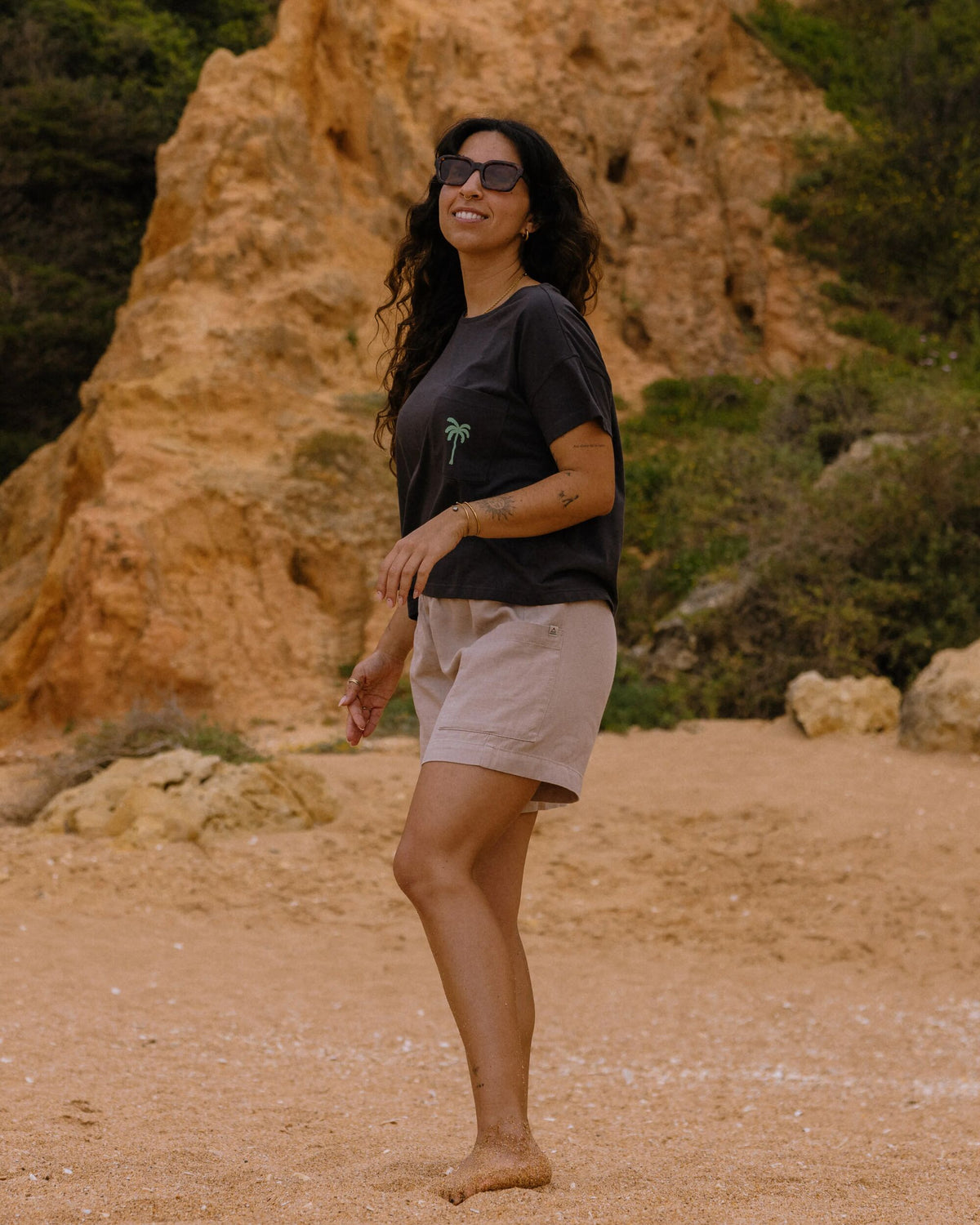Stack Pocket T-Shirt - Faded Black - Lifestyle