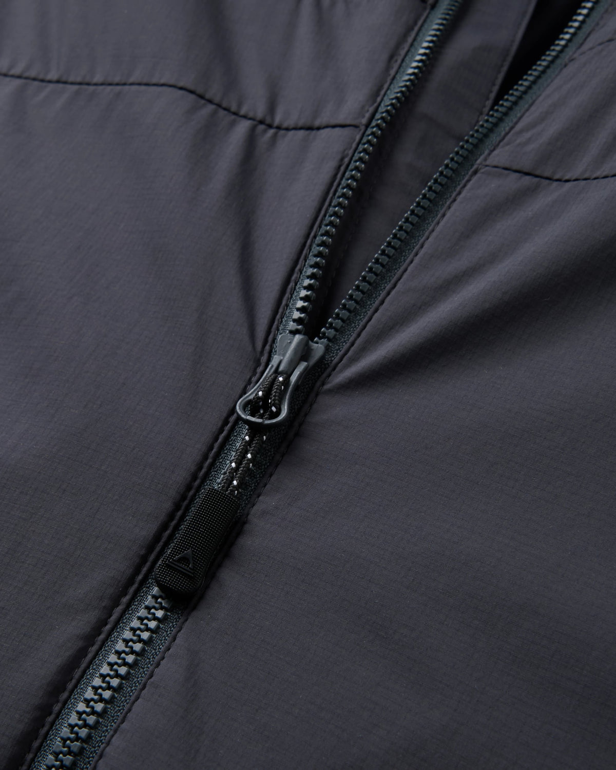 Gusto Windshell Jacket - Faded Black - Flatlay
