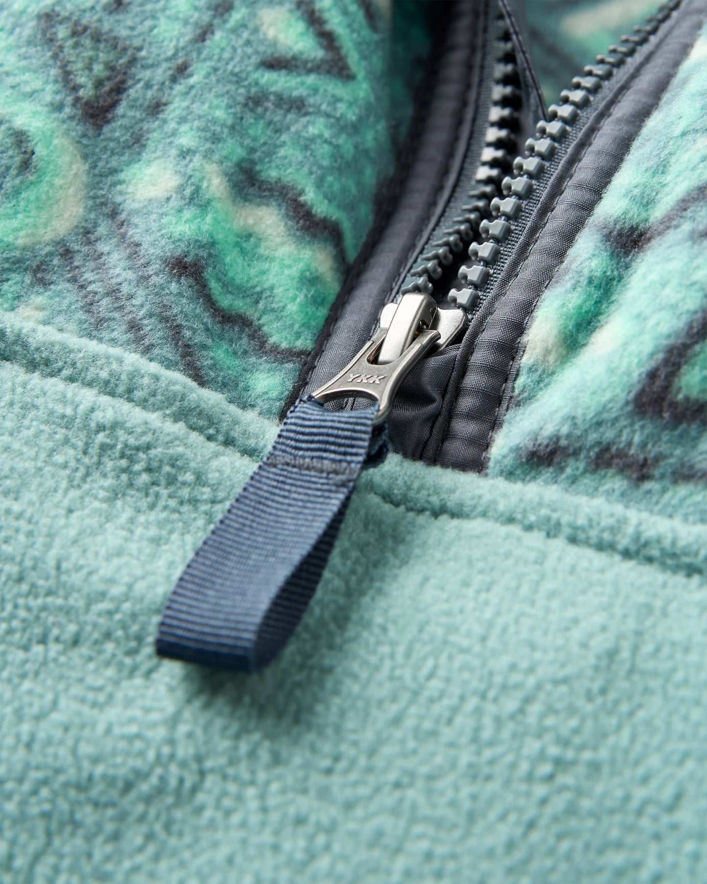 Set Off Recycled Polar 1/4 Zip Fleece - Elemental Geo Arctic