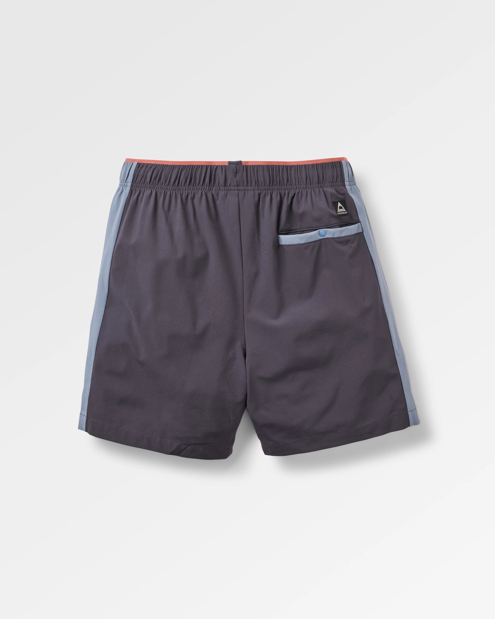 Swift Trail Short 7" - Faded Black - Flatlay