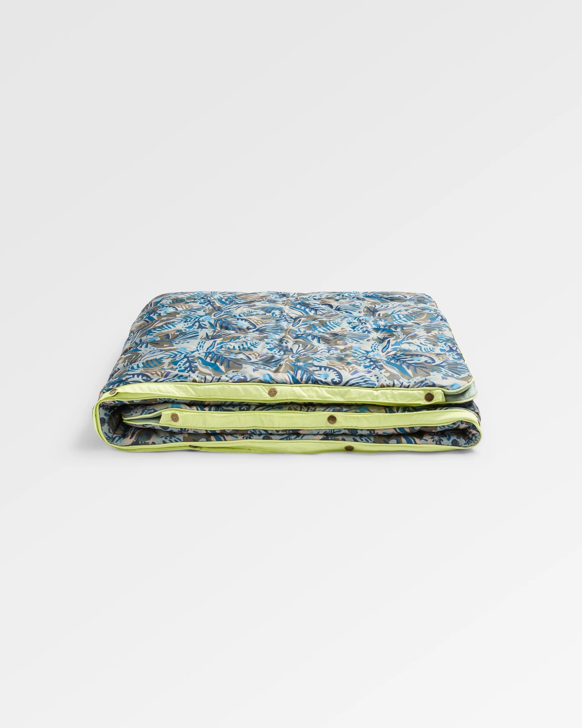 Van Recycled Ripstop Blanket - Abstract Seaweed Pistachio - Flatlay