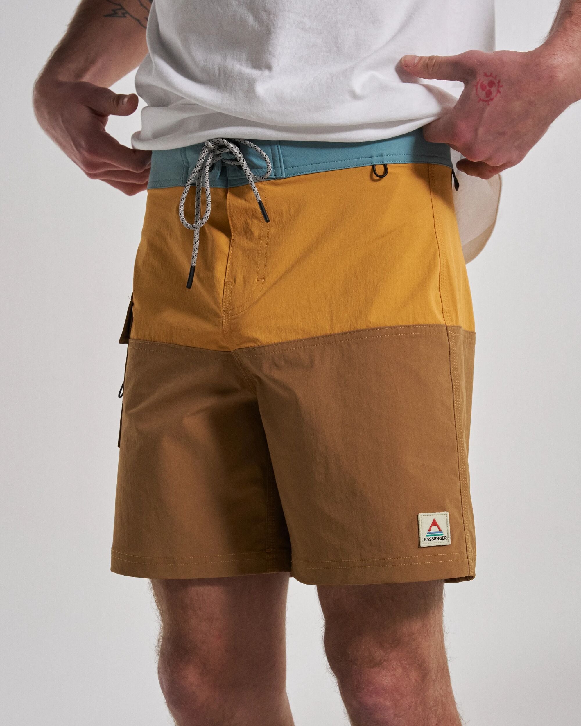 Cutback NetPlus® 17" Boardshort - Spruce Yellow/Toffee - Studio Model