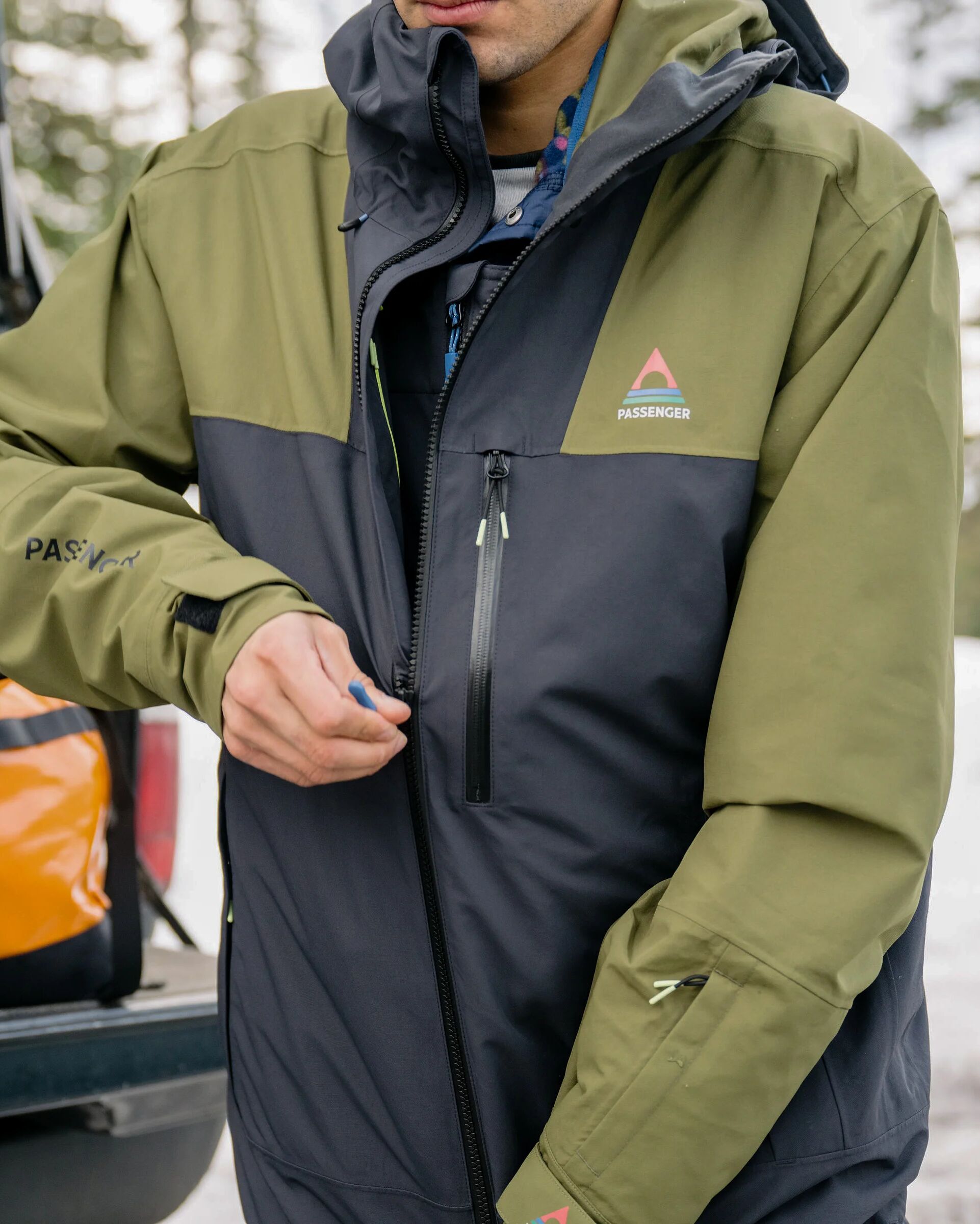 Snowscape Men's Recycled Jacket - Black - Lifestyle