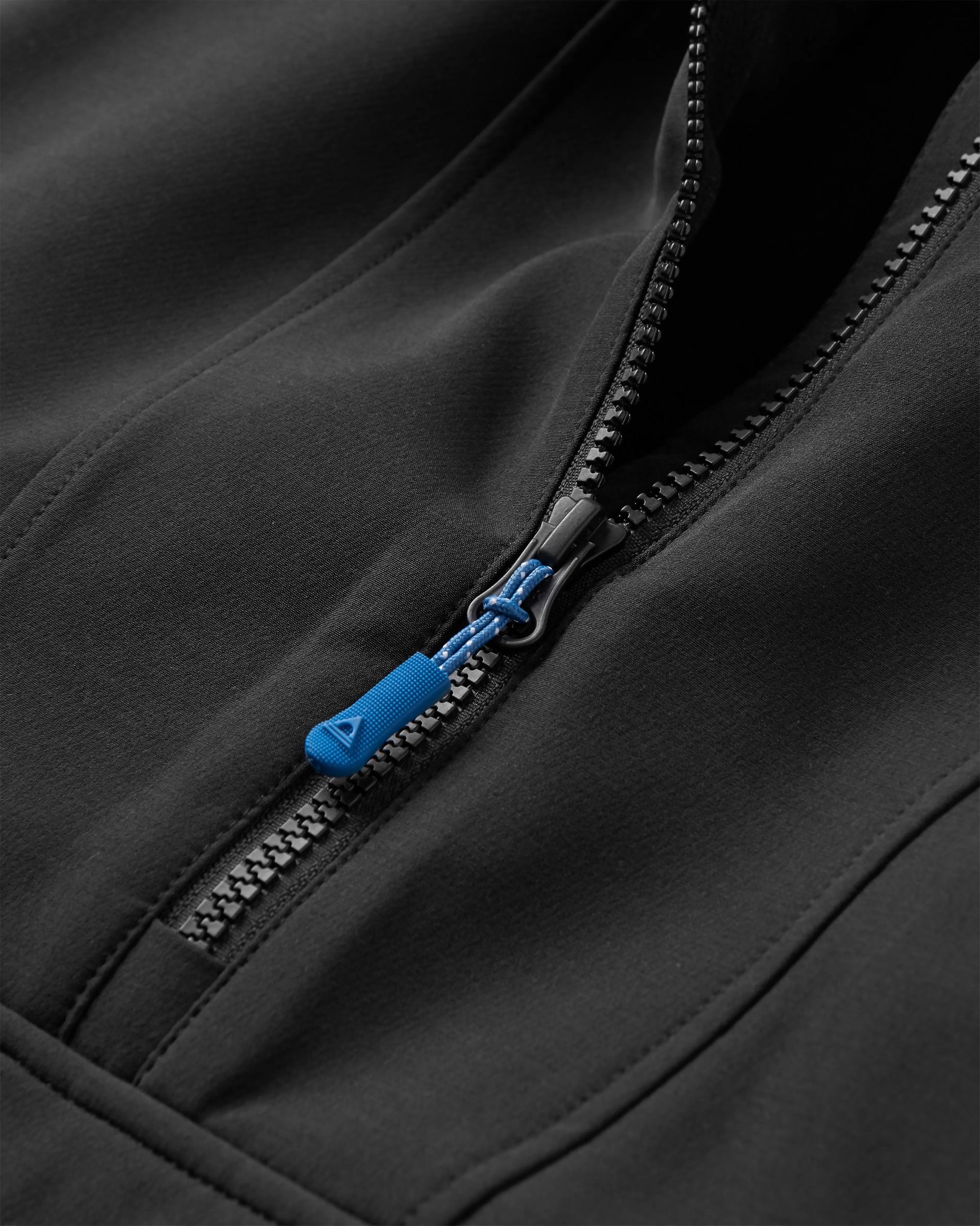 Roamer Recycled Softshell Anorak - Black - Flatlay