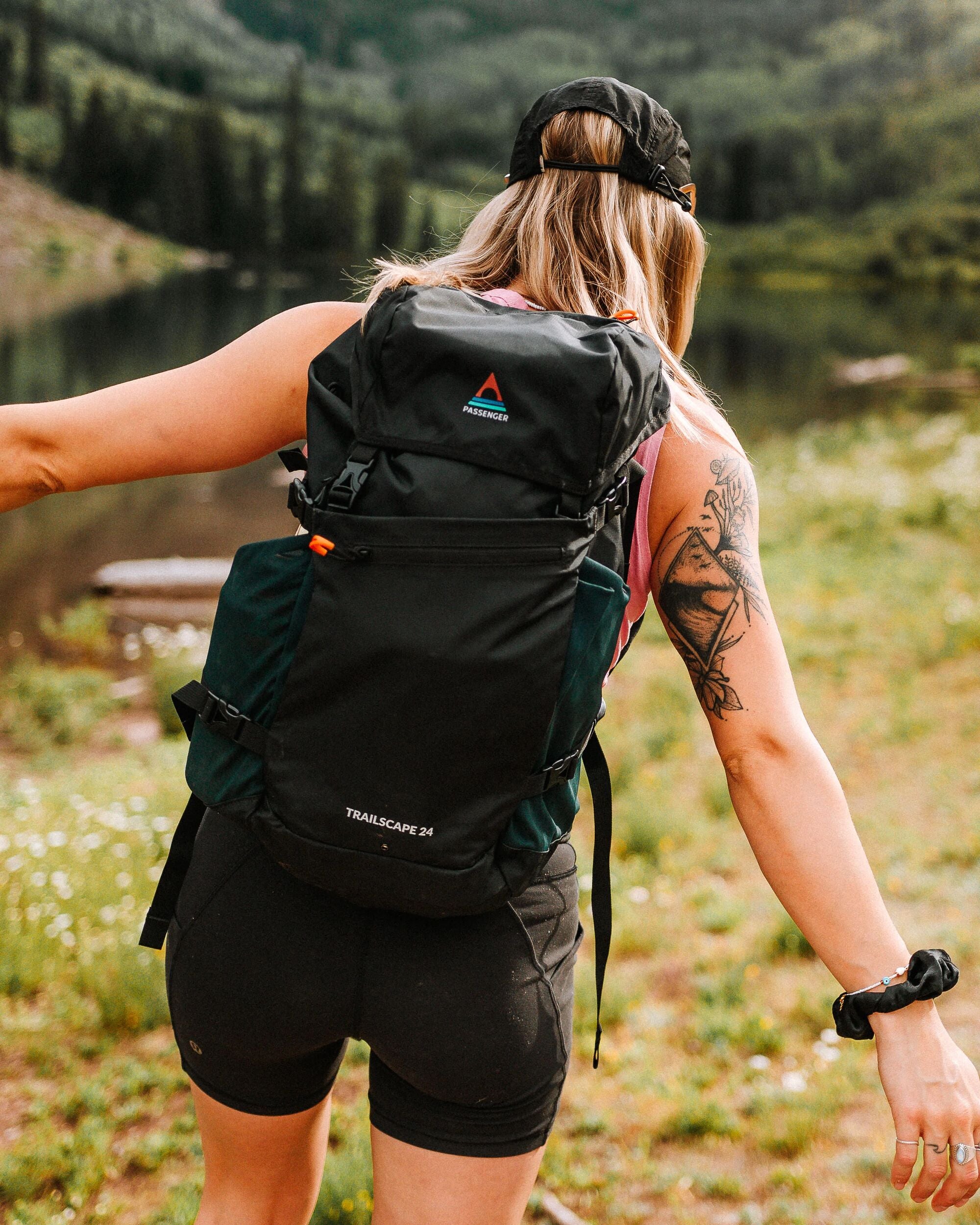 Trailscape 24L Backpack - Black - IGC - Female
