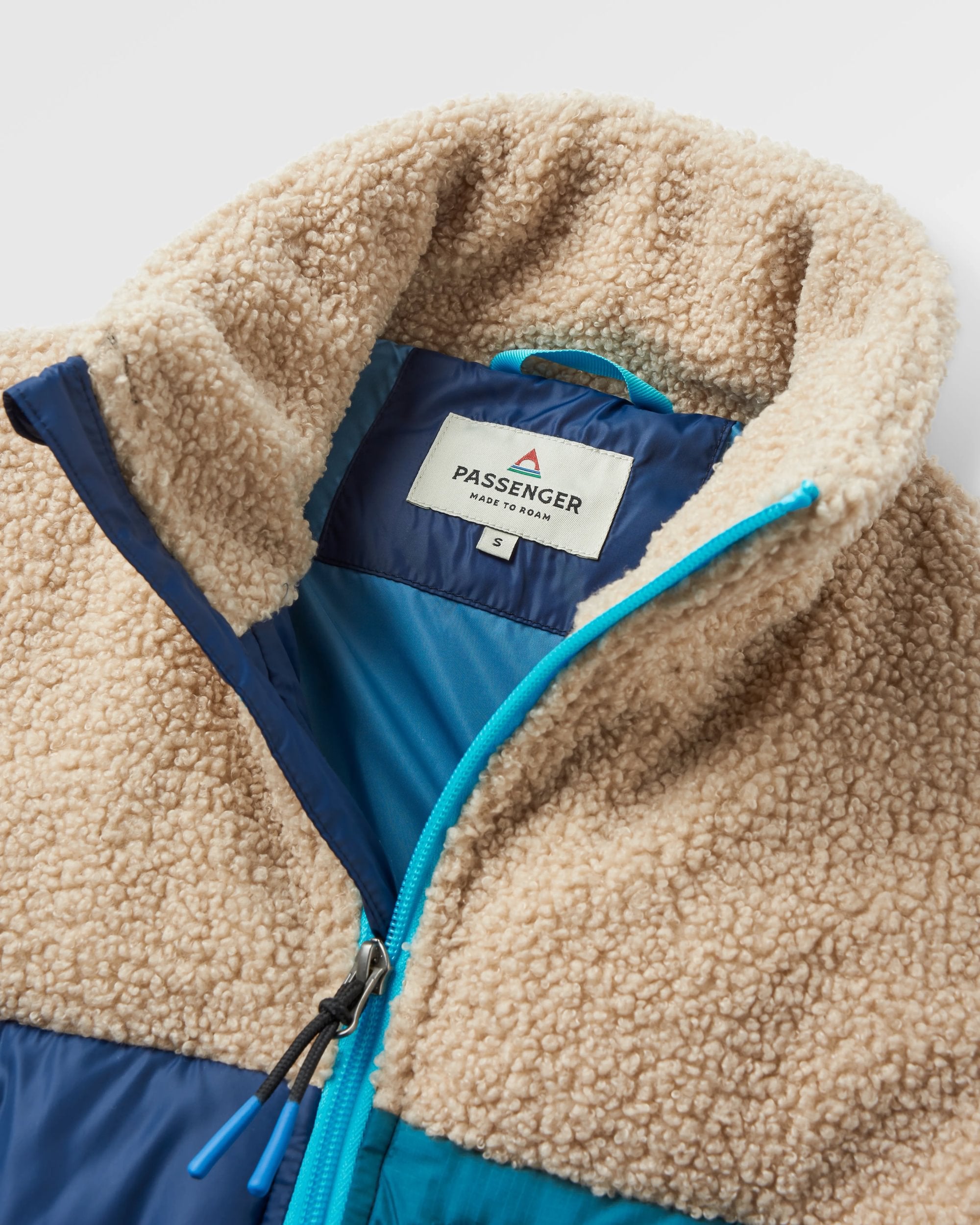 Inspire Recycled Insulated Jacket - Rich Navy - Flatlay