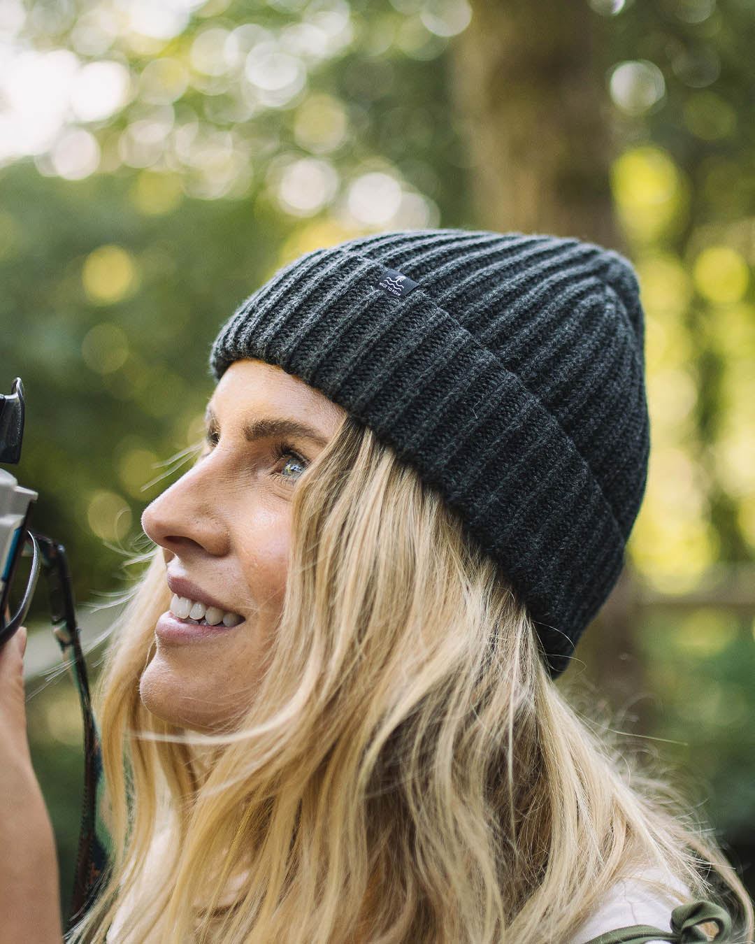 Womens_Fisherman Recycled Acrylic Beanie - Charcoal