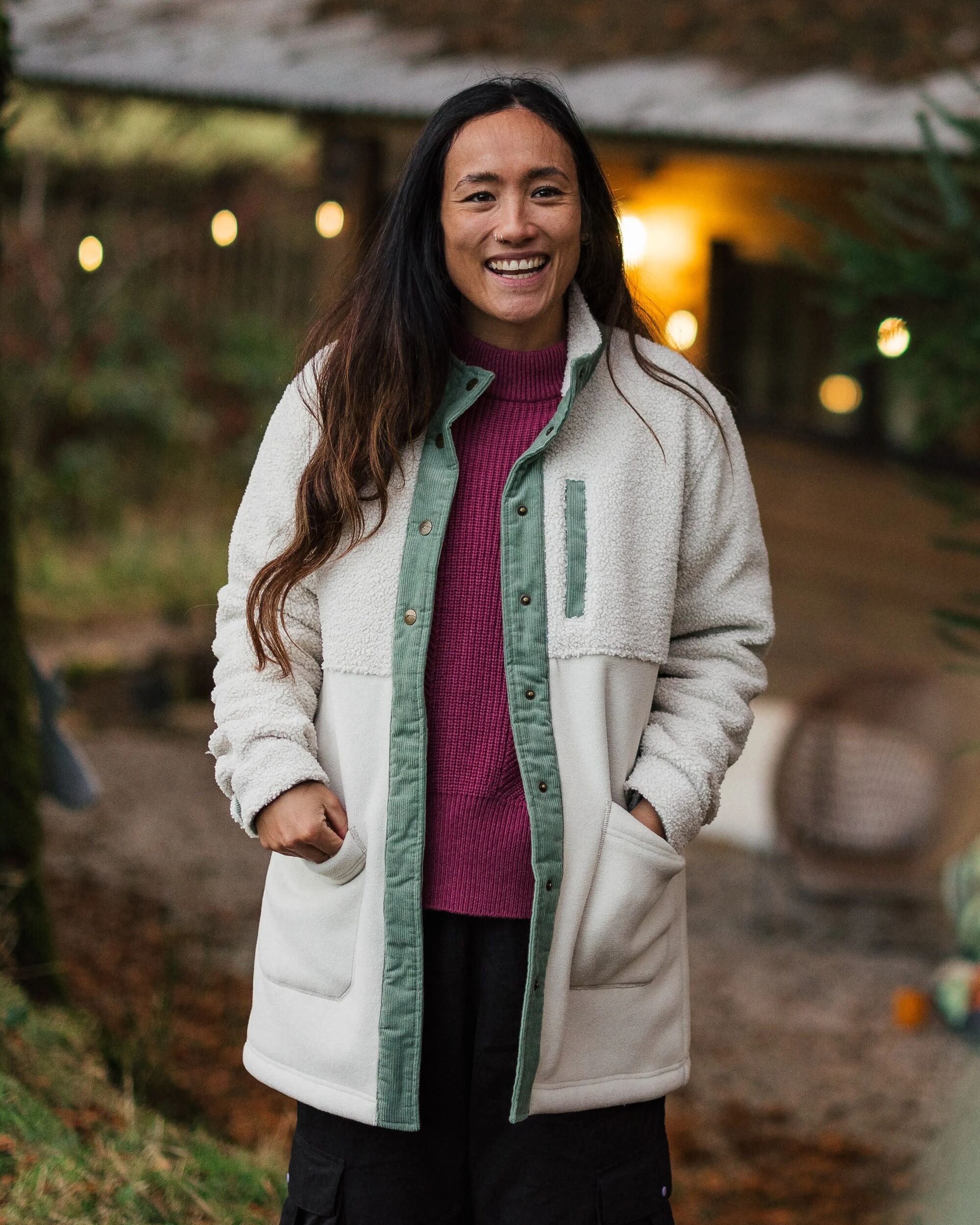 Nash Recycled Fleece - Vintage White - Lifestyle