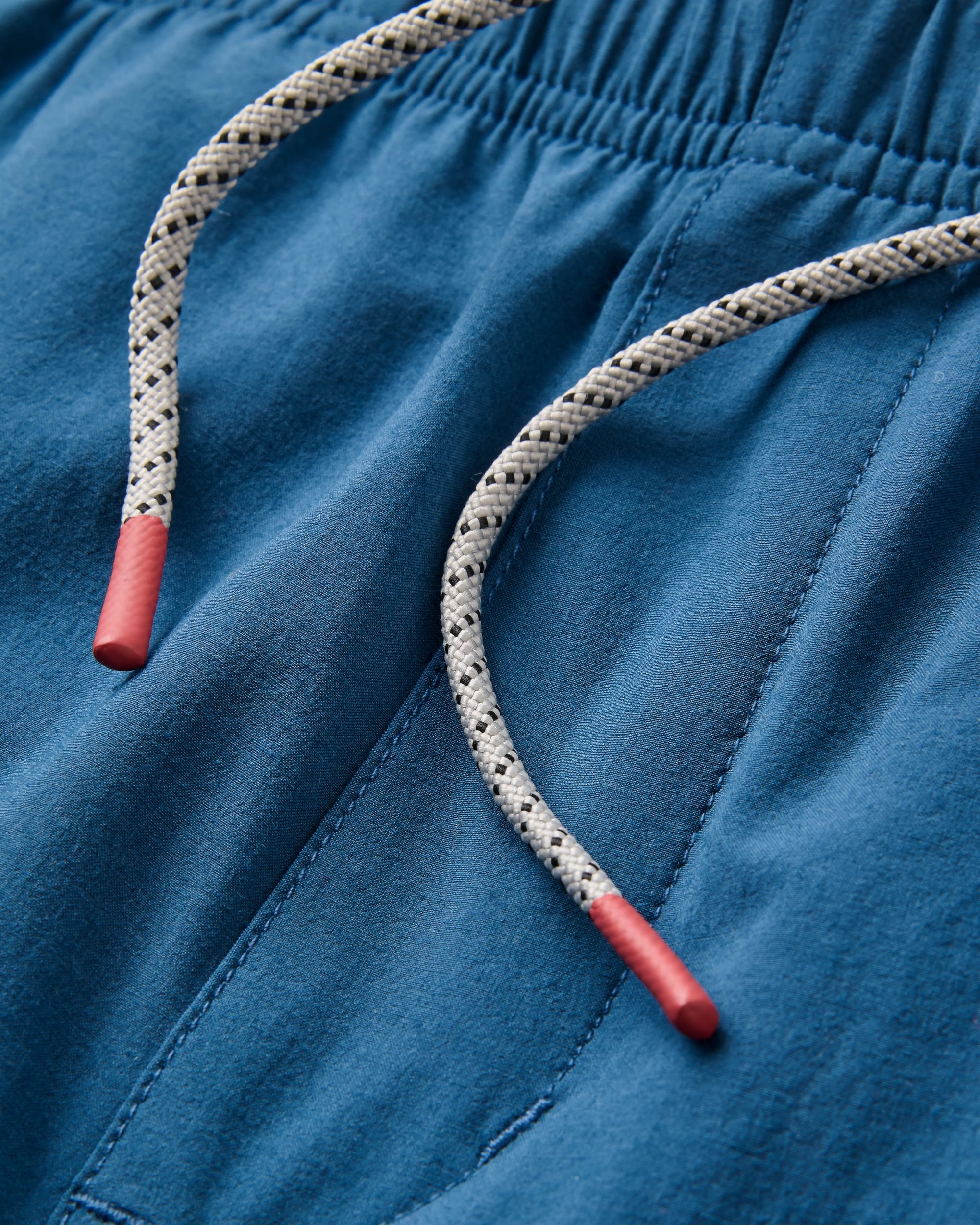 Traveller Organic All Purpose Short 2.0 - Dark Denim - Flatlay