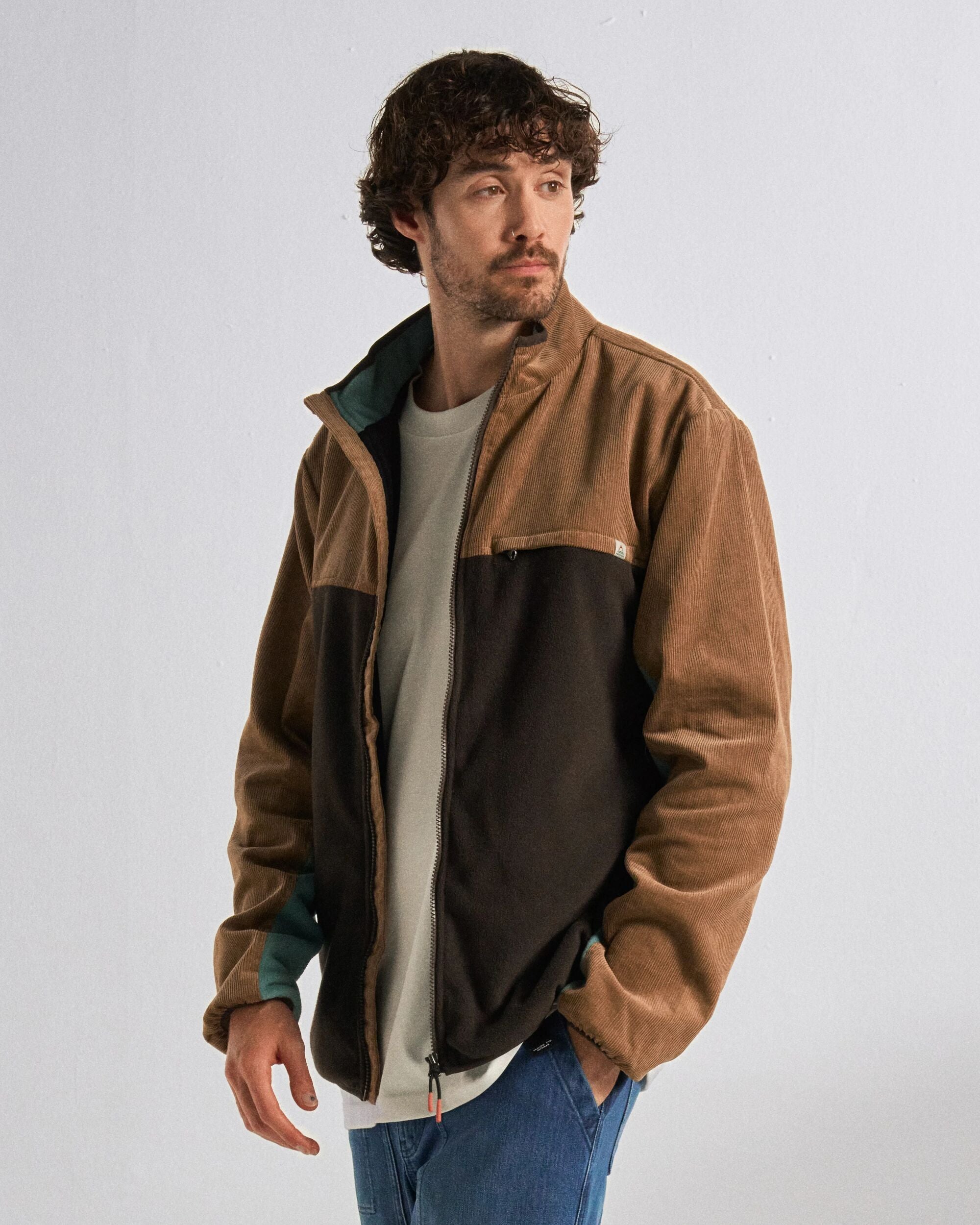 Somewhere Recycled Fleece - Caramel/Espresso - Studio Model