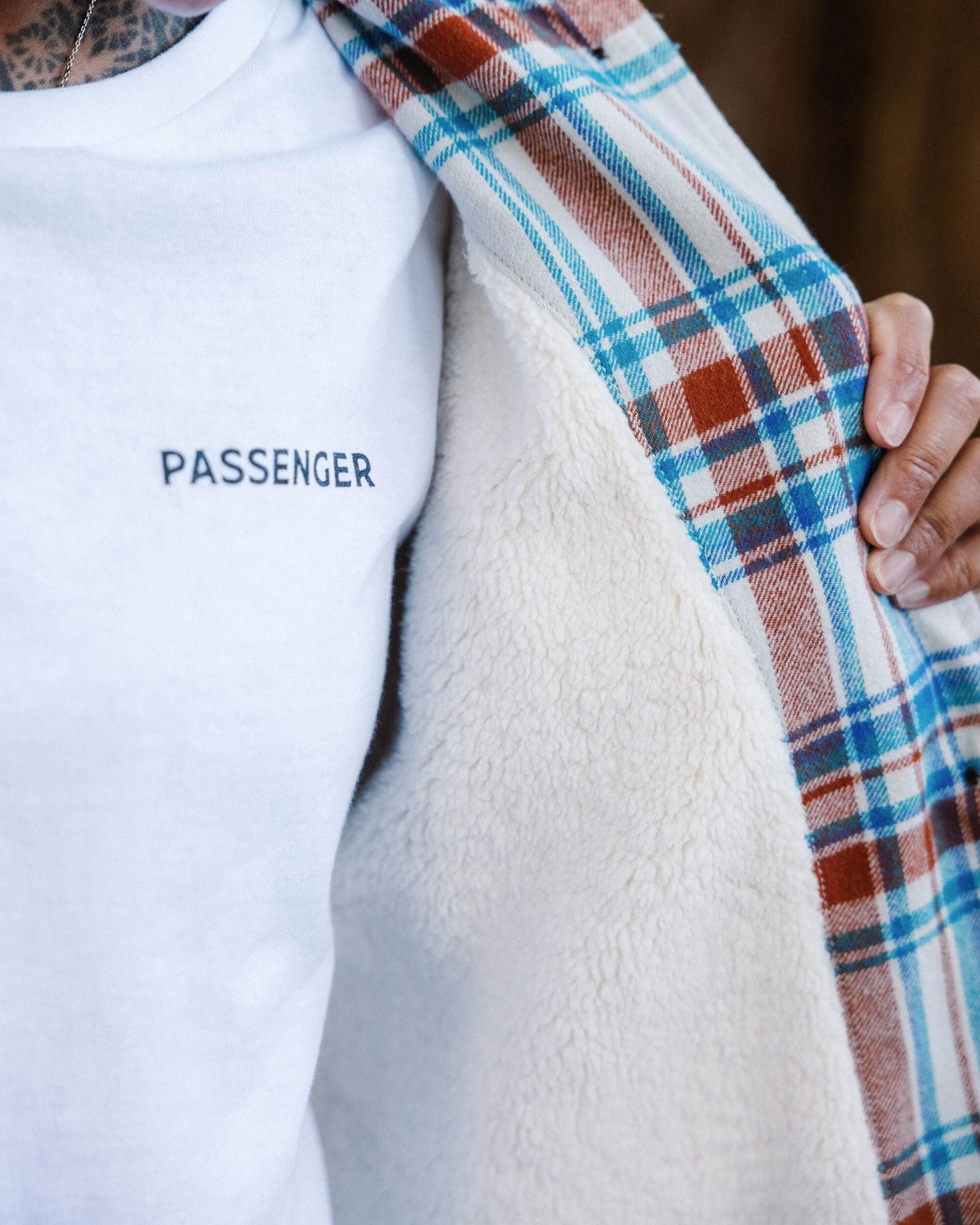 Flint Organic Cotton Overshirt - Vintage White Check - Lifestyle