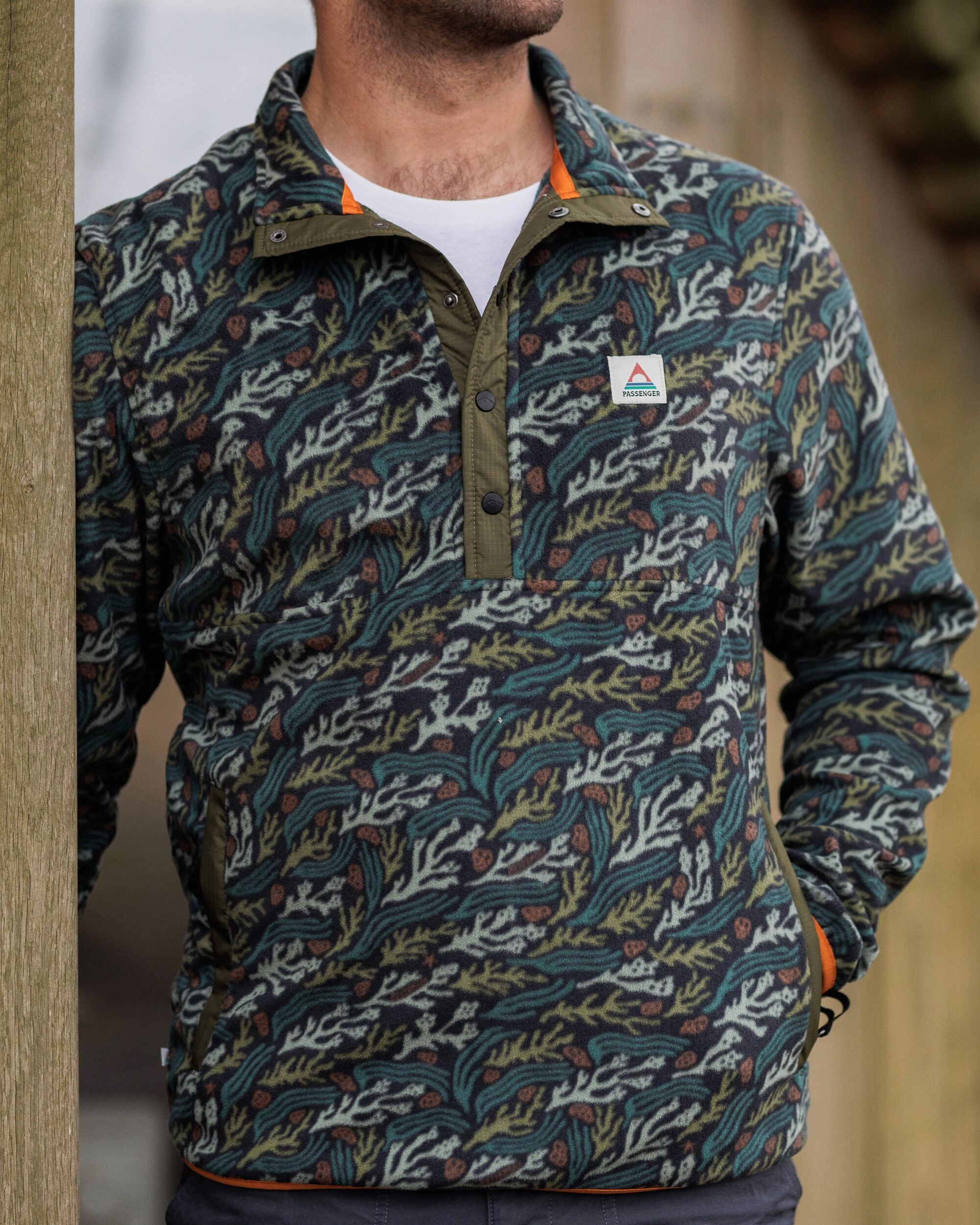 Adrift Recycled Polar Fleece - Ocean Current Black - Lifestyle