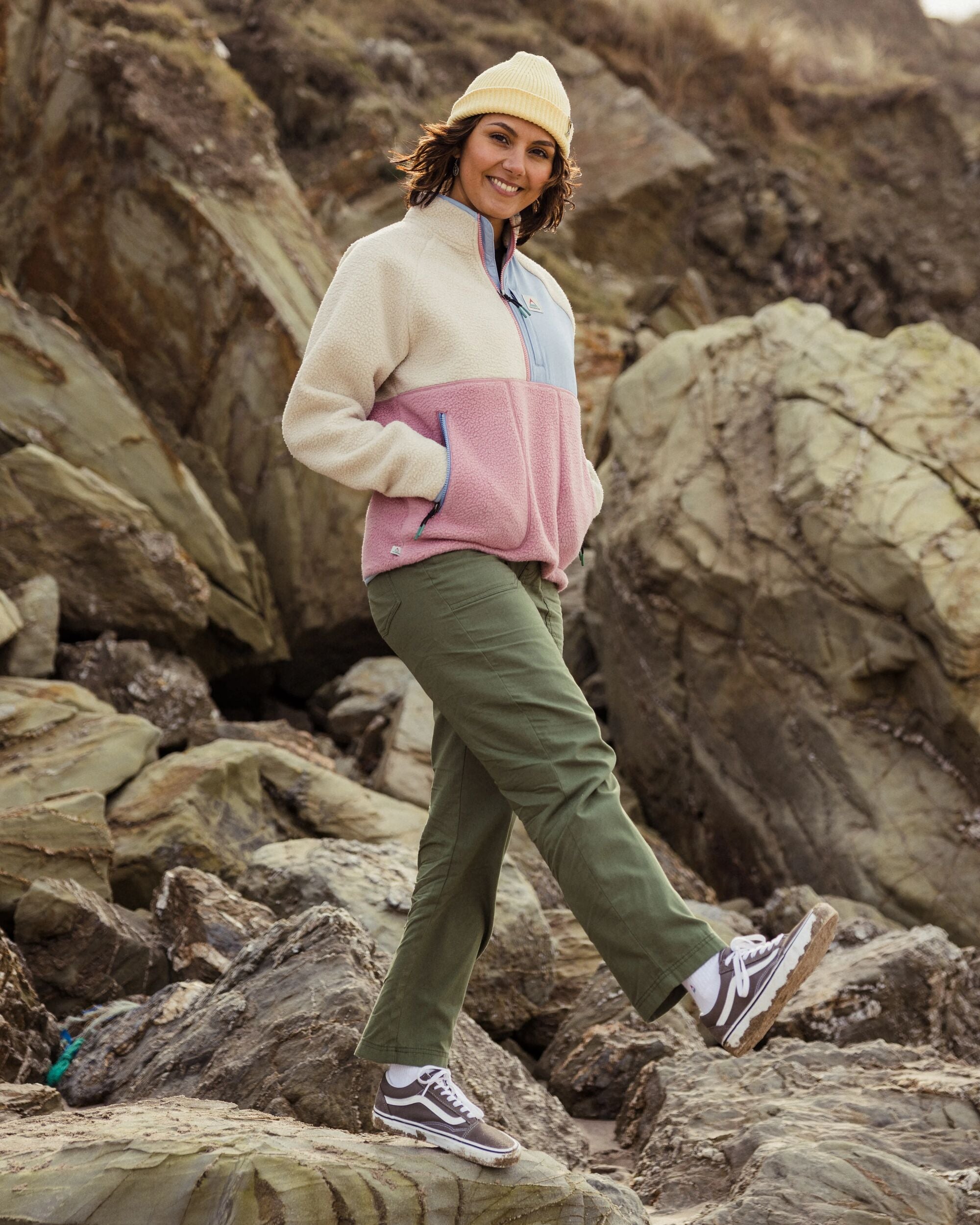 Talis Light Casual Trouser - Wild Green - Lifestyle