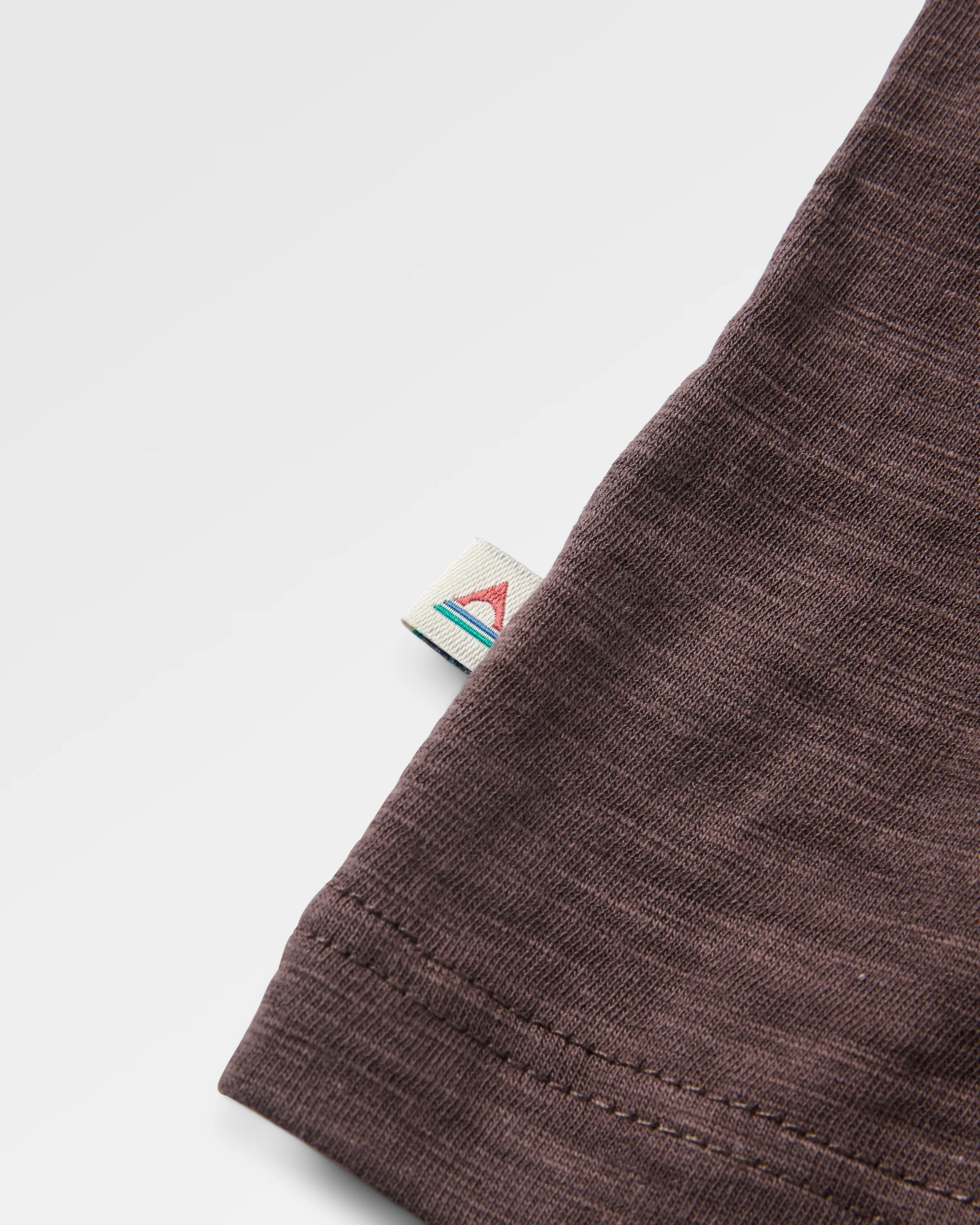 Womens Roam Further T-shirt - Espresso - Flatlay