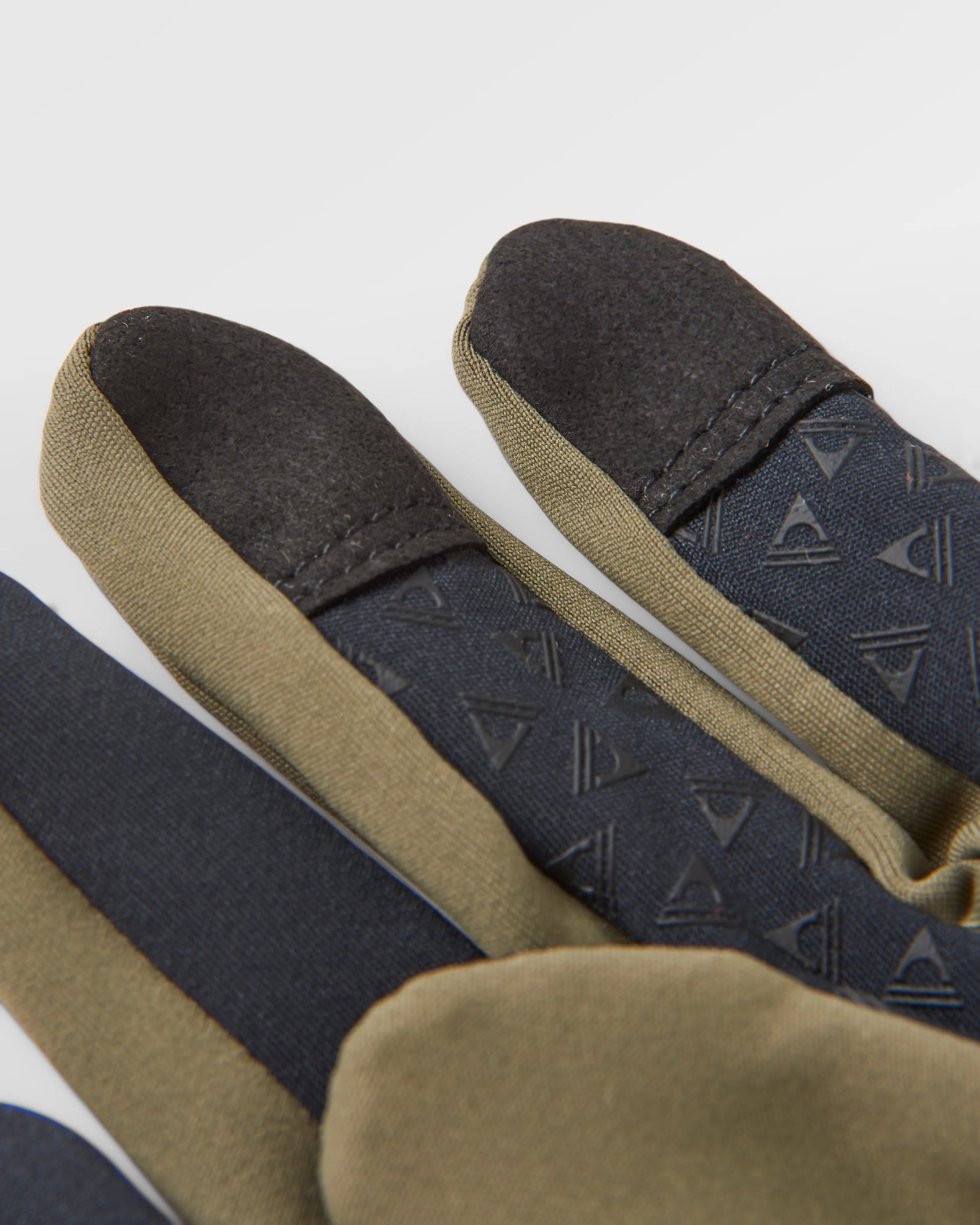 Jacks 2.0 Recycled Touch Screen Gloves - Khaki - Flatlay