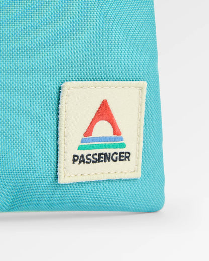 Essentials Pouch 2.0 - Mediterranean/ Ocean Teal - Flatlay