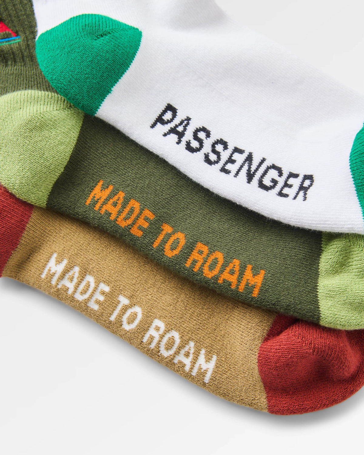 Classic Midweight Crew Socks Bundle - Khaki/White&Greenlake/Biscuit - Flatlay