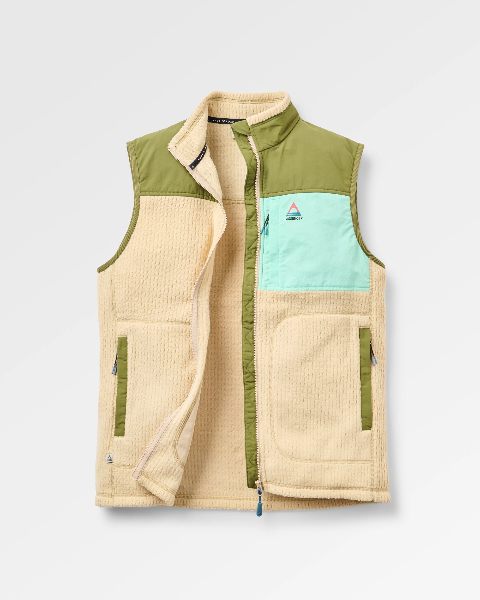 Venturescape Women's Recycled Vest - Desert/Clover - Flatlay