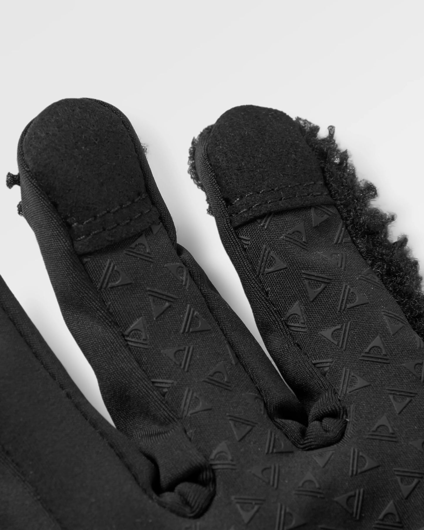 Snowfall 2.0 Recycled Sherpa Gloves - Black