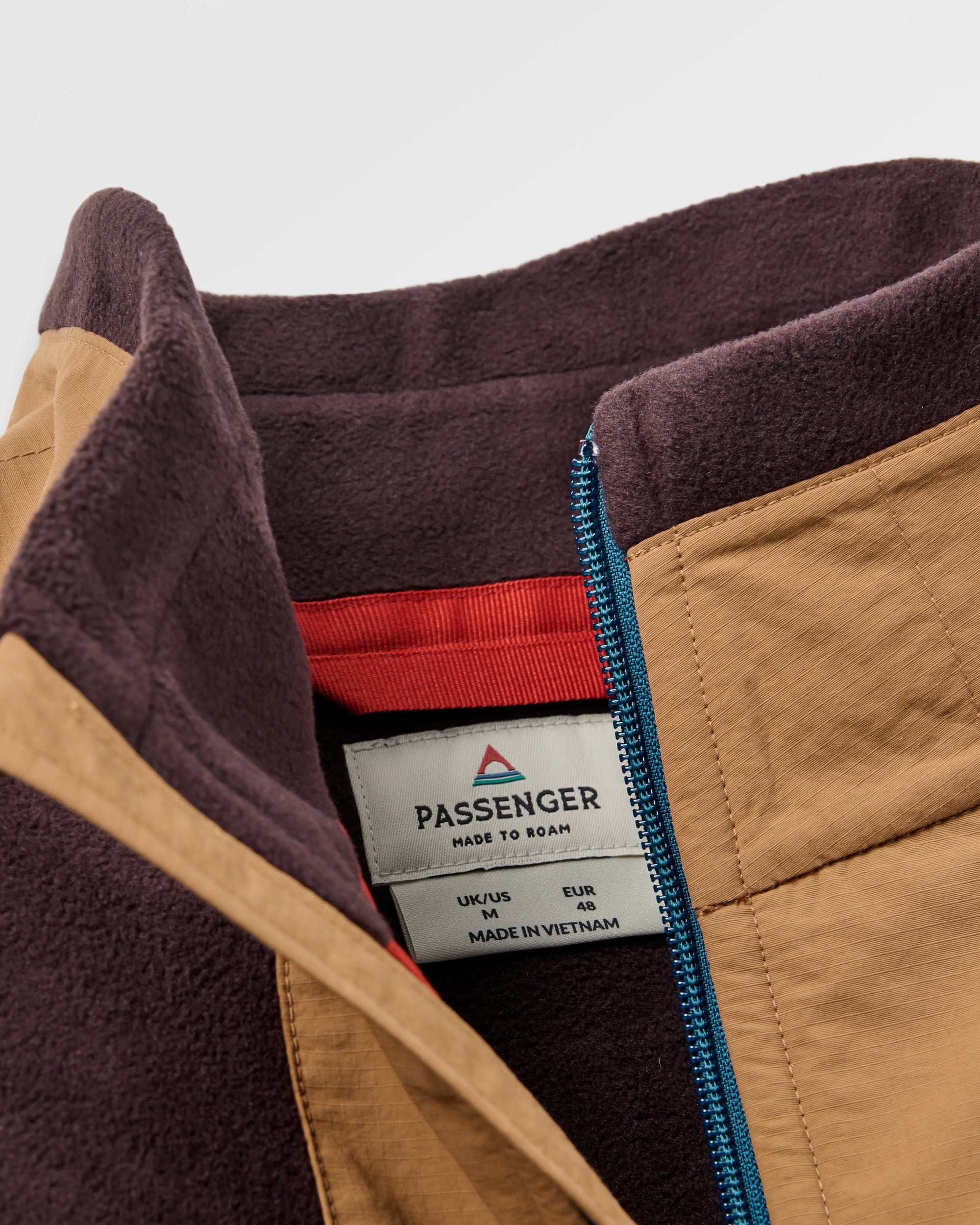 Woodland Hoodless 1/2 Zip Recycled Polartec® Fleece - Espresso/Tidal Blue  - Flatlay