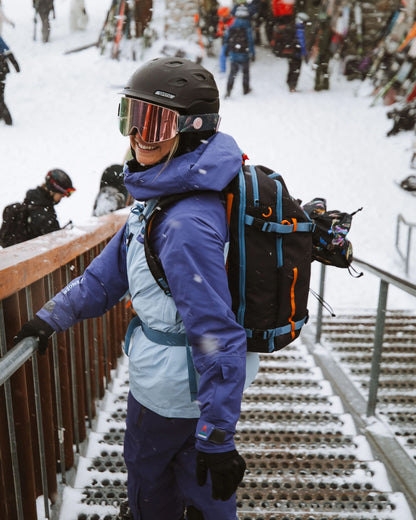 Snowscape Recycled Backpack - Phantom Black - Lifestyle - Female