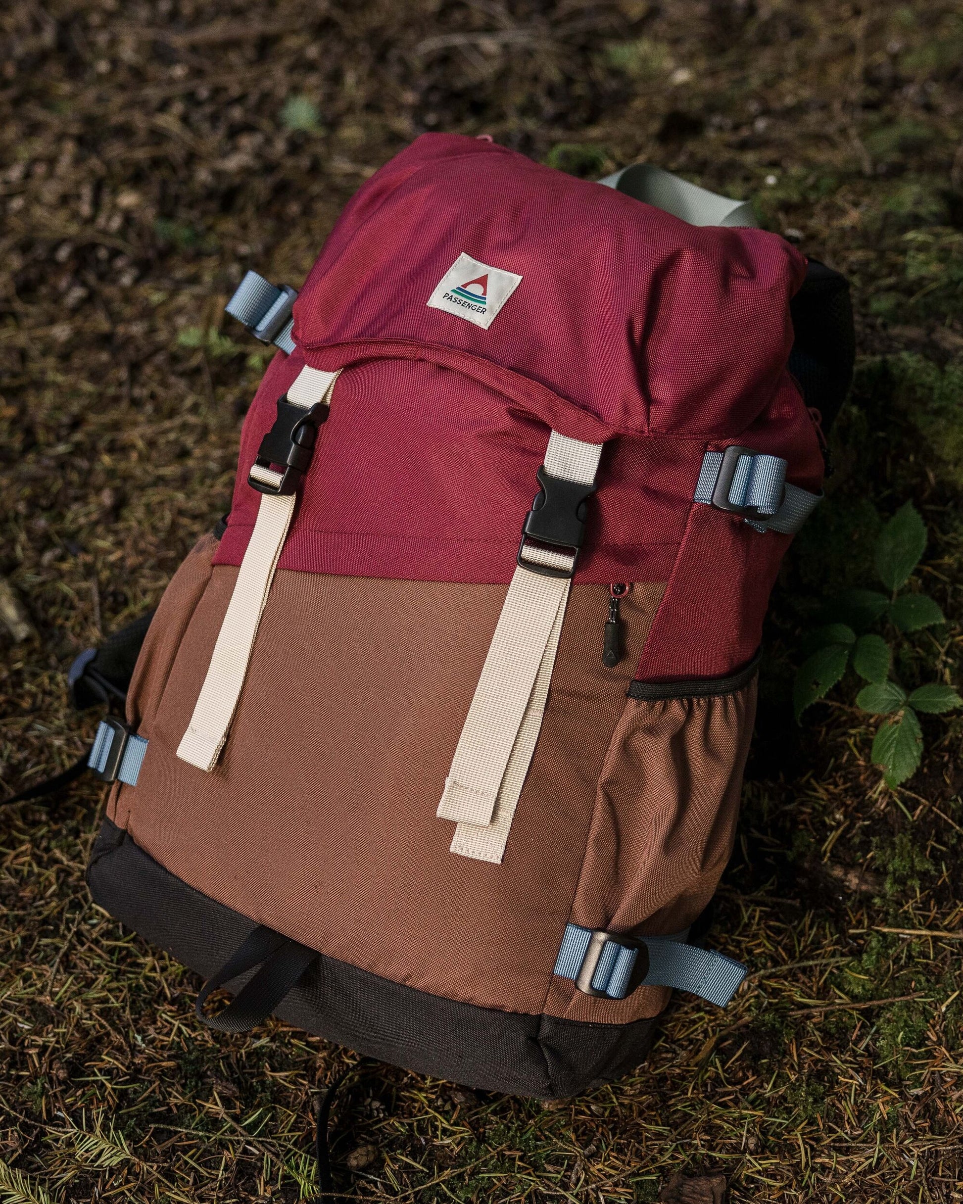 Boondocker Recycled 26L Backpack - Burgundy/Chestnut