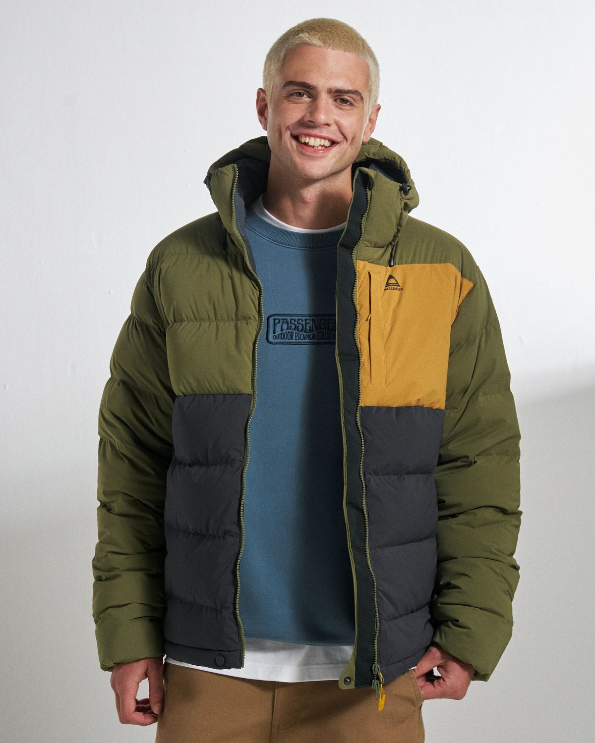 Kindlewood Down Jacket - Faded Black/Khaki - Studio Model