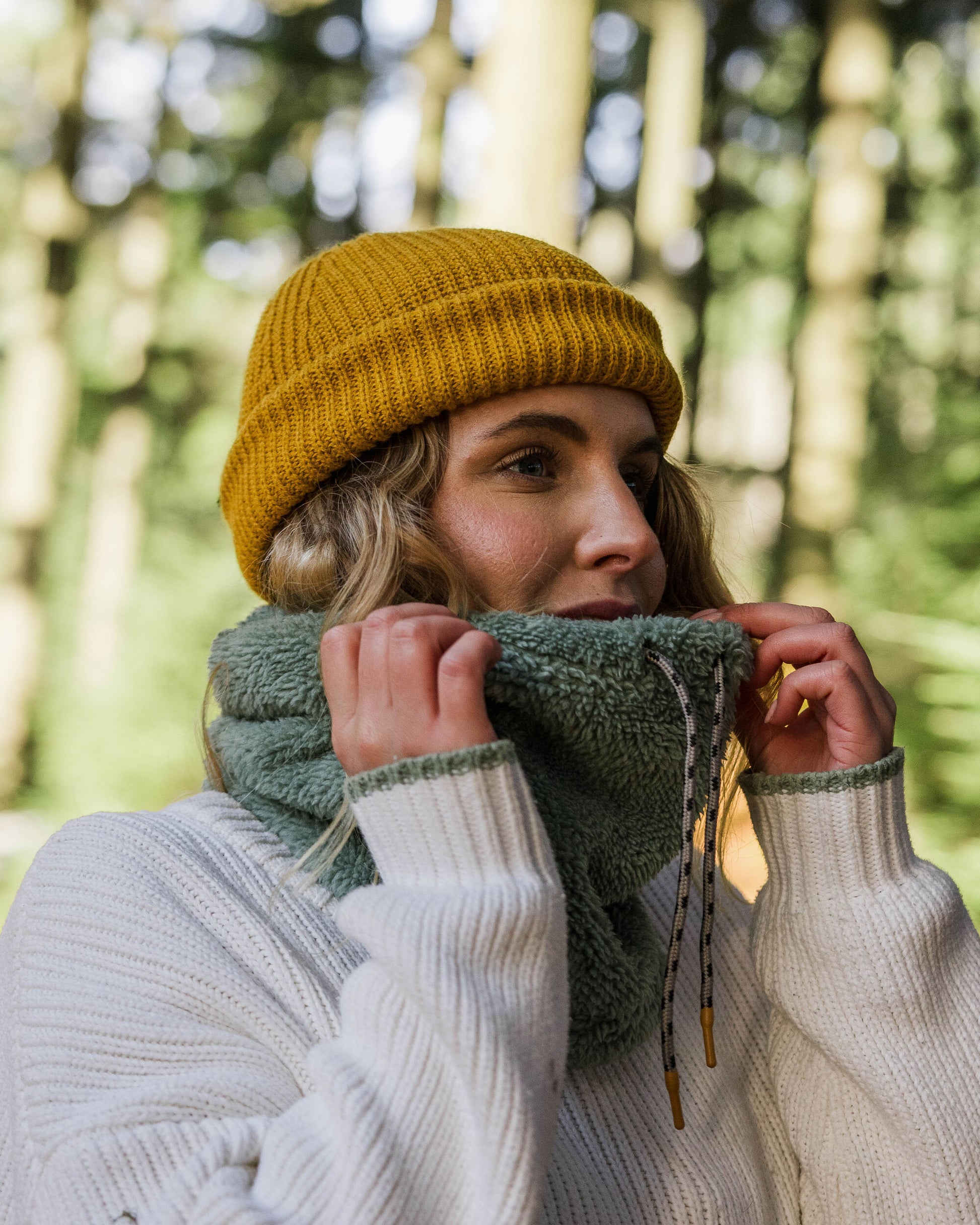 Womens_Ash Recycled Sherpa Fleece Snood - Pistachio