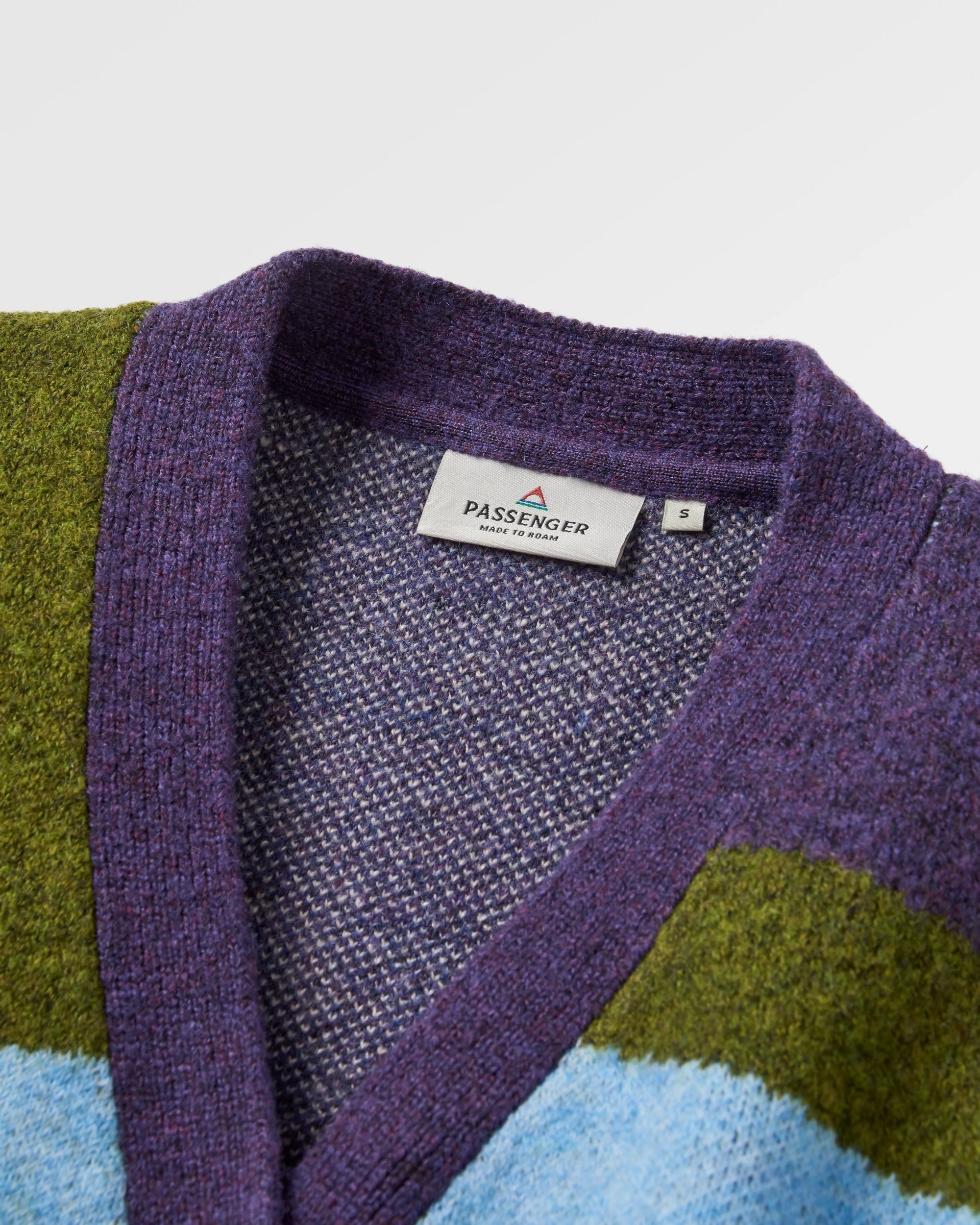 Scenic recycelte Strickjacke Szenisches Tiefpflaume – Passenger