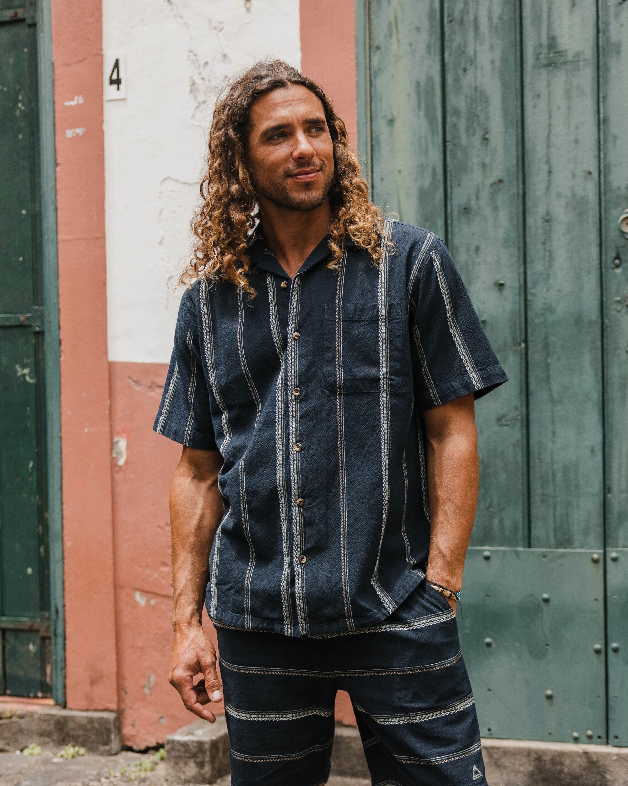 Cove Organic Cotton Short Sleeve Shirt - Deep Navy Jacquard Stripe - Lifestyle