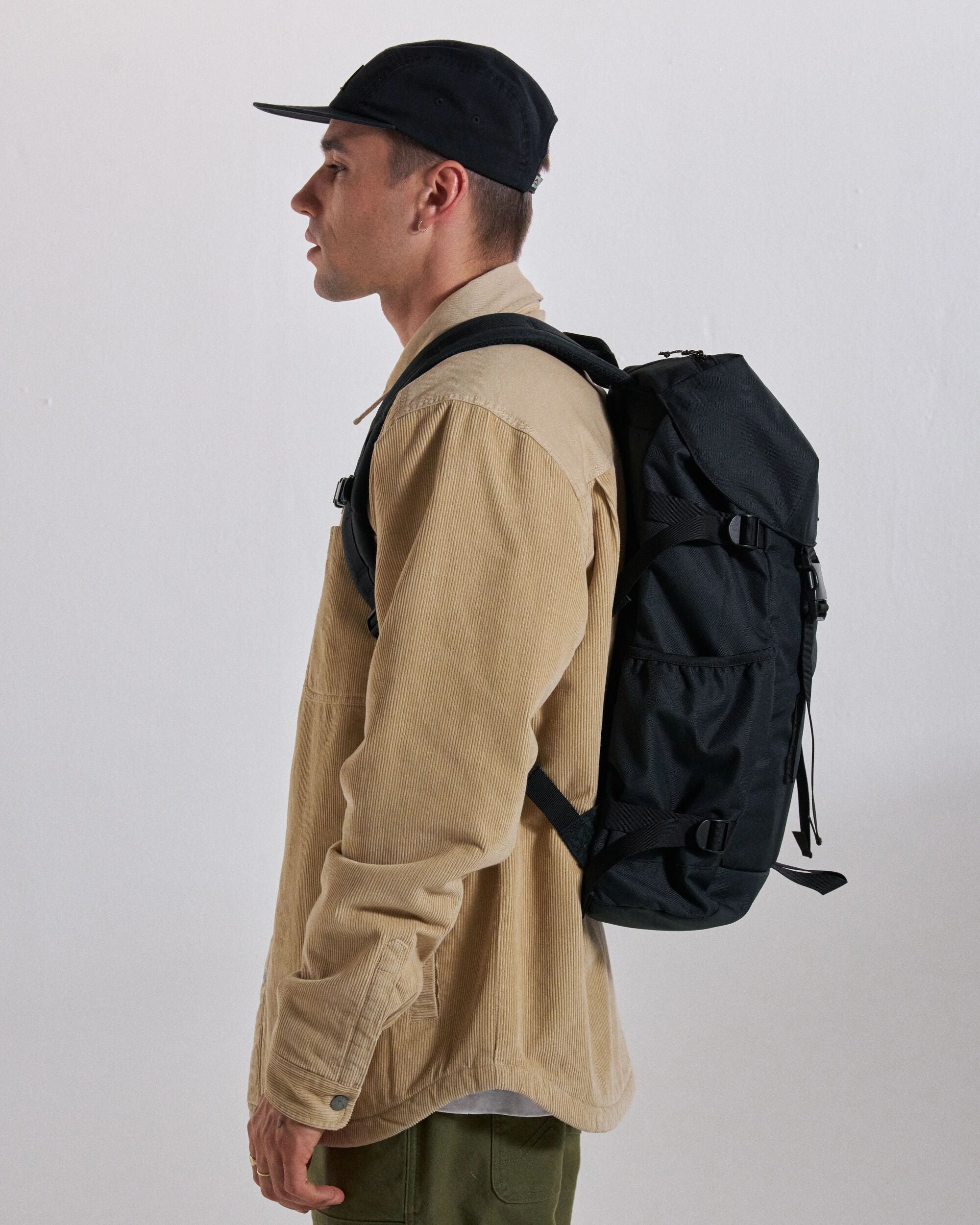 Boondocker 32L Backpack - Black - Studio Model - Male