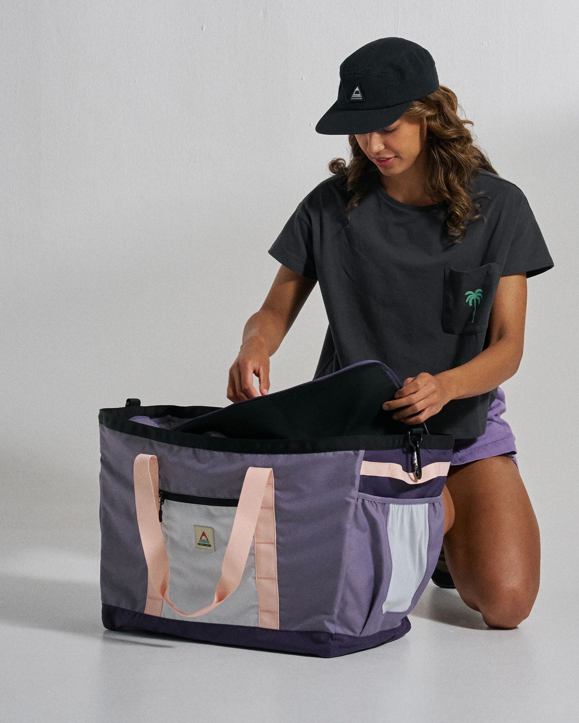 Boondocker Gear Tote 60L - Heather/ Deep Purple - Lifestyle - Female