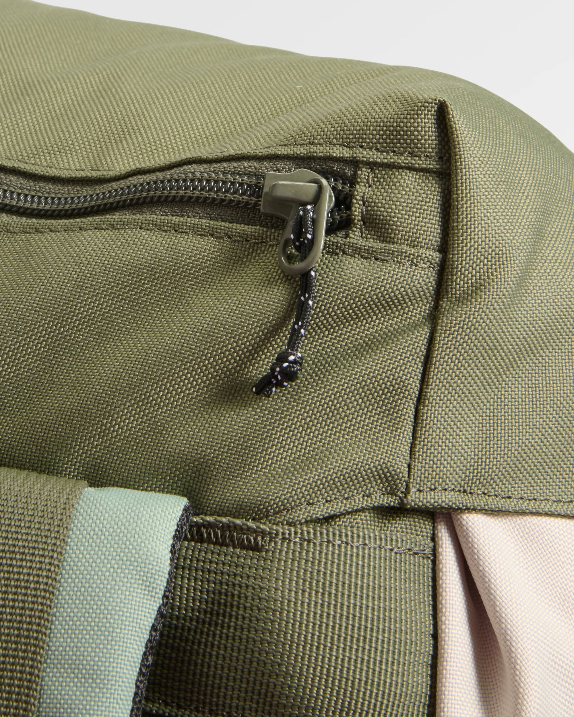 Boondocker 26L Backpack - Pistachio/Misty Grey - Flatlay