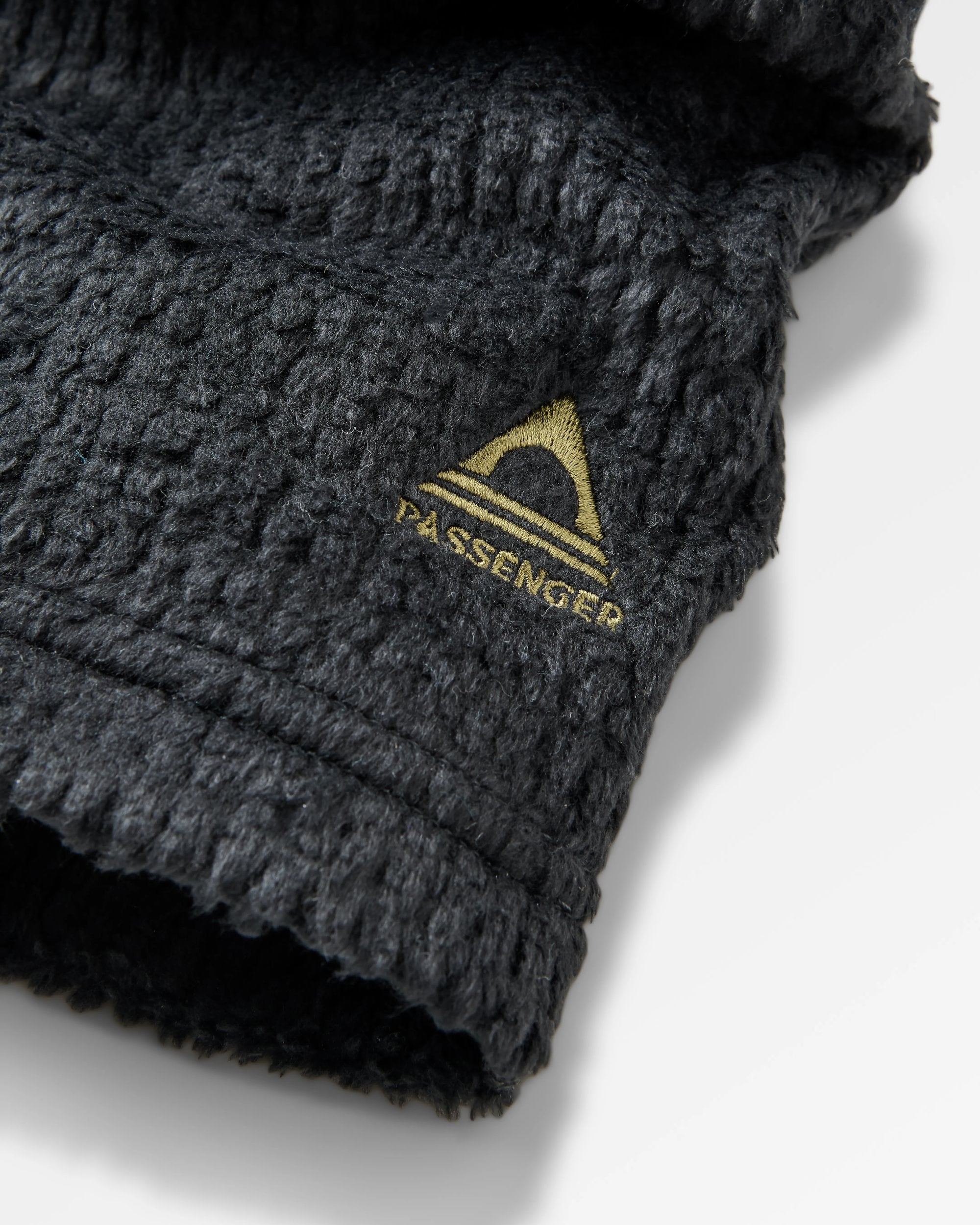 Venturescape Neck Gaiter - Black - Flatlay