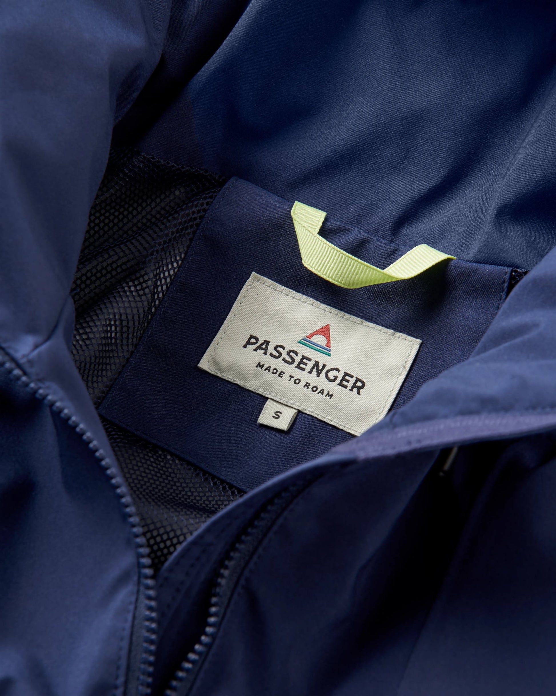 Skyline Recycled Waterproof Anorak - Rich Navy