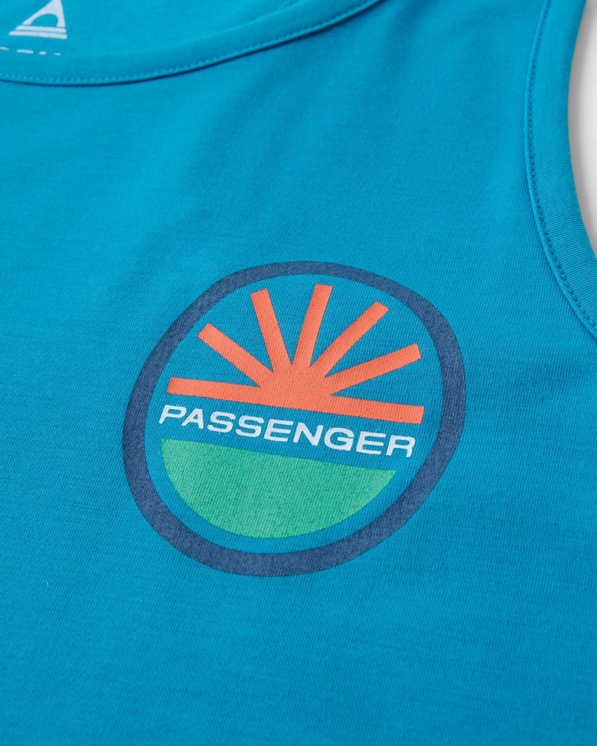 Chase The Light Drirelease® Active Vest - Bluejay - Flatlay