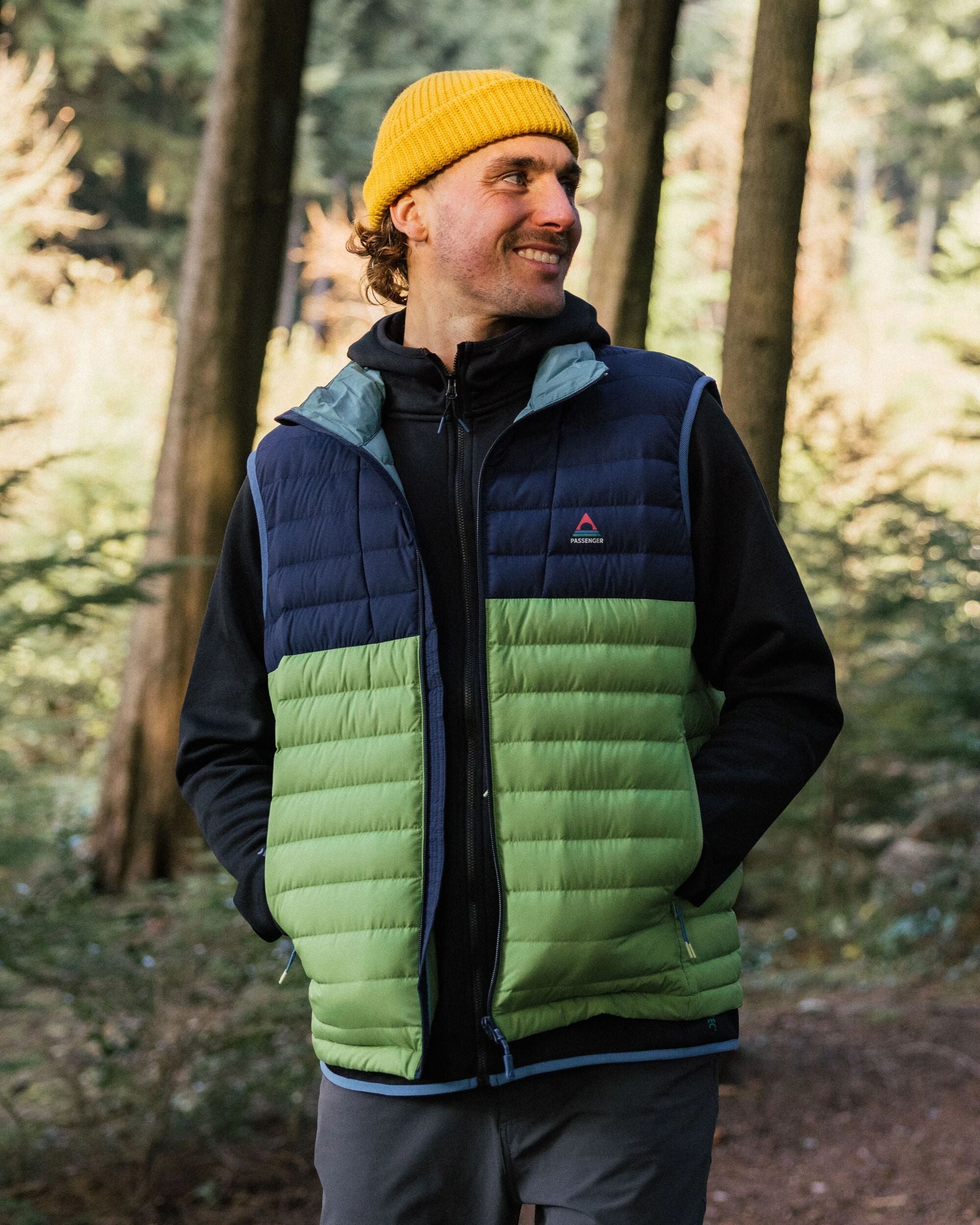Ashland Down Recycled Gilet - Rich Navy/Pear Green - Lifestyle