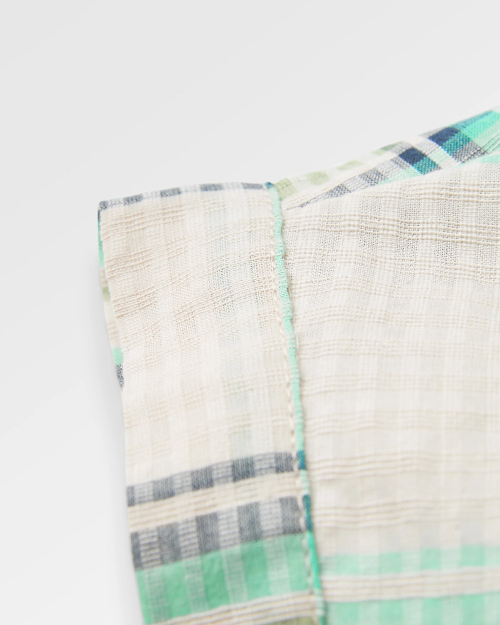Arden Organic Cotton Short Sleeve Shirt - Vintage White/Stem Green Check - Flatlay