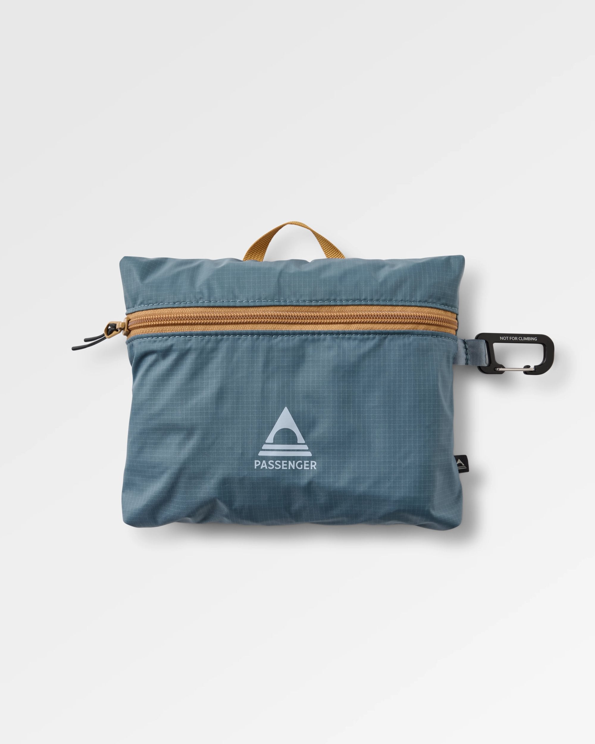 Travelscape Light Tote - Stormy Blue - Flatlay