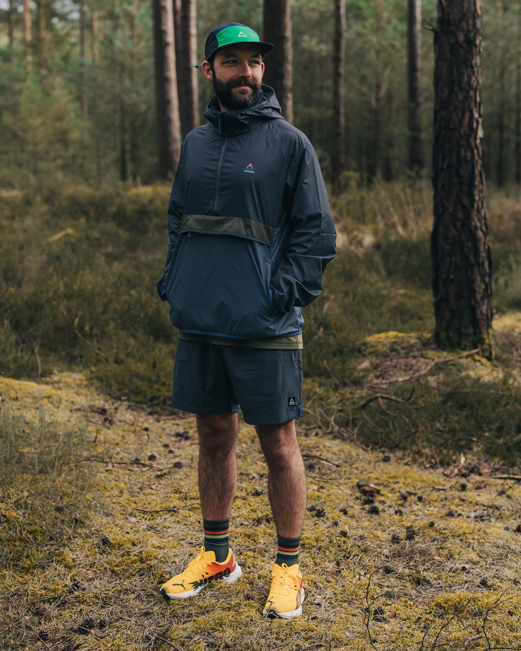 Sandune Trail Short - Charcoal - Lifestyle