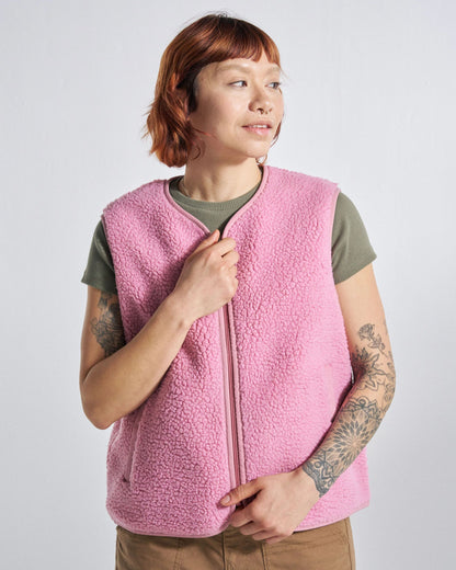 Tawny Collarless Deep-Pile Sherpa Gilet - Pink Haze - Studio Model