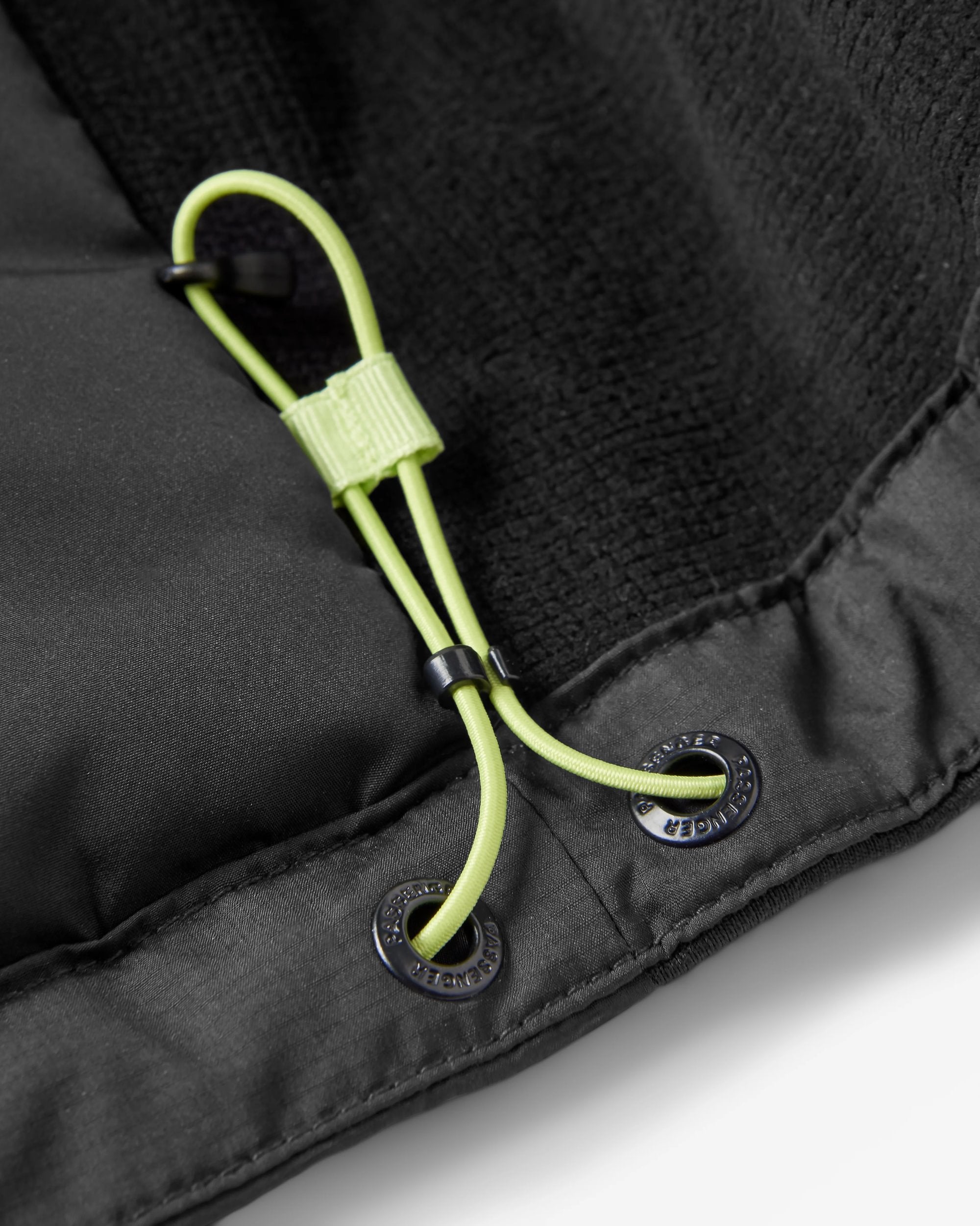 Shasta Lightweight Recycled Thermore® Insulated Jacket - Black - Flatlay