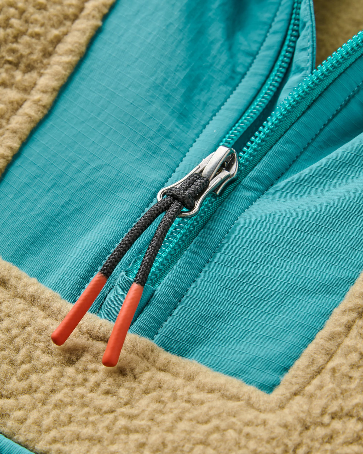 Alexander Sherpa Fleece - Pacific Green/Biscuit - Flatlay
