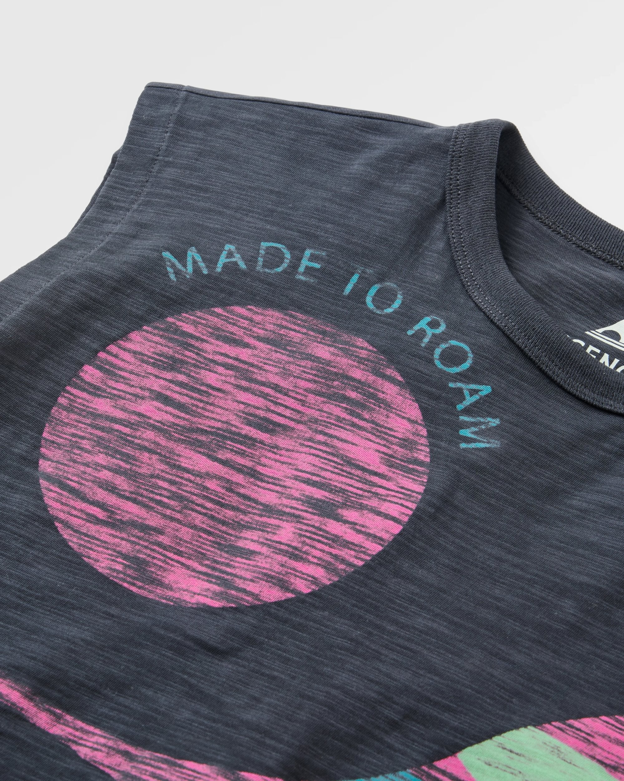 Ride and Climb Vest - Faded Black - Flatlay