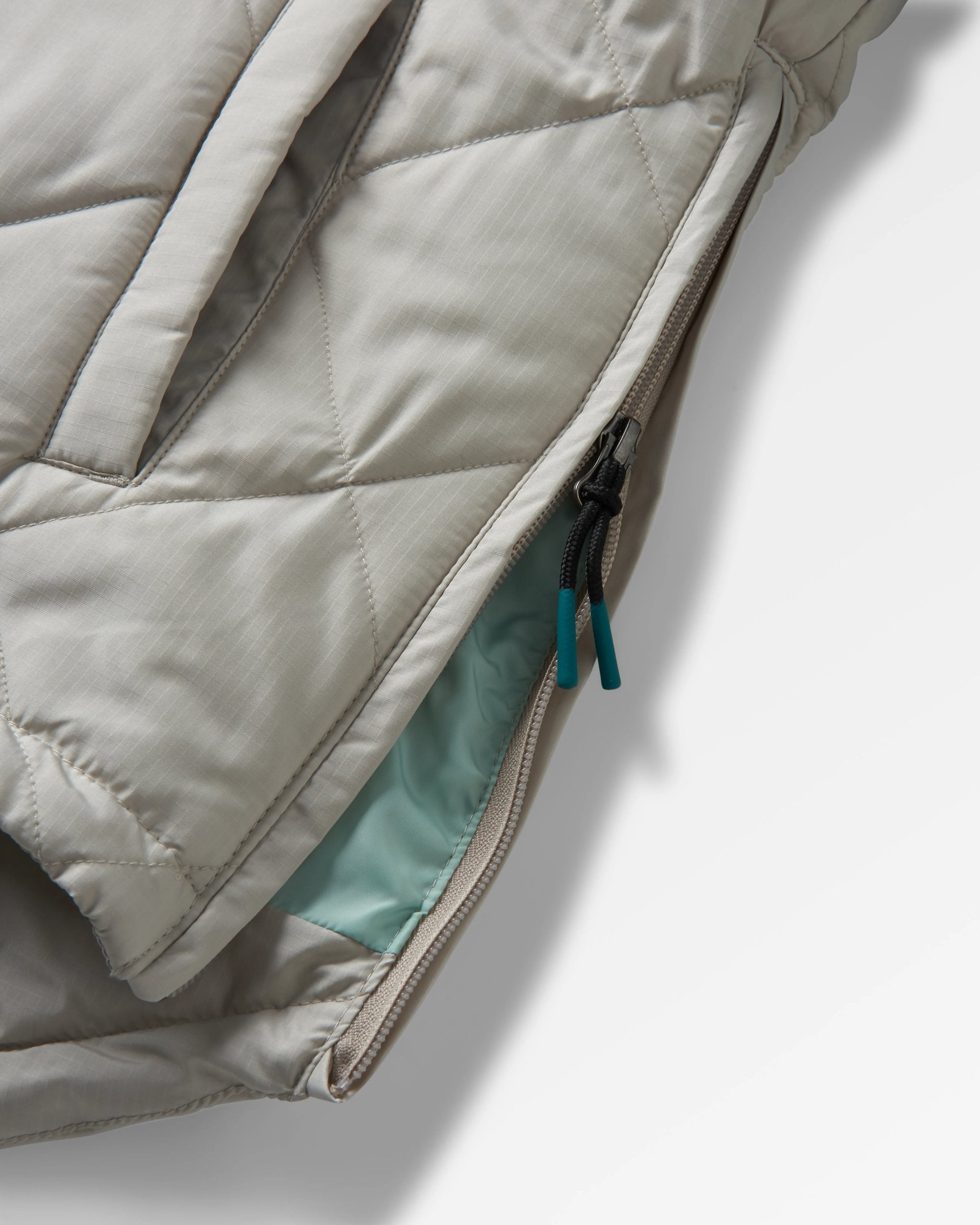 Ocean Recycled Insulated 1/2 Zip Jacket - Pebble Grey - Flatlay