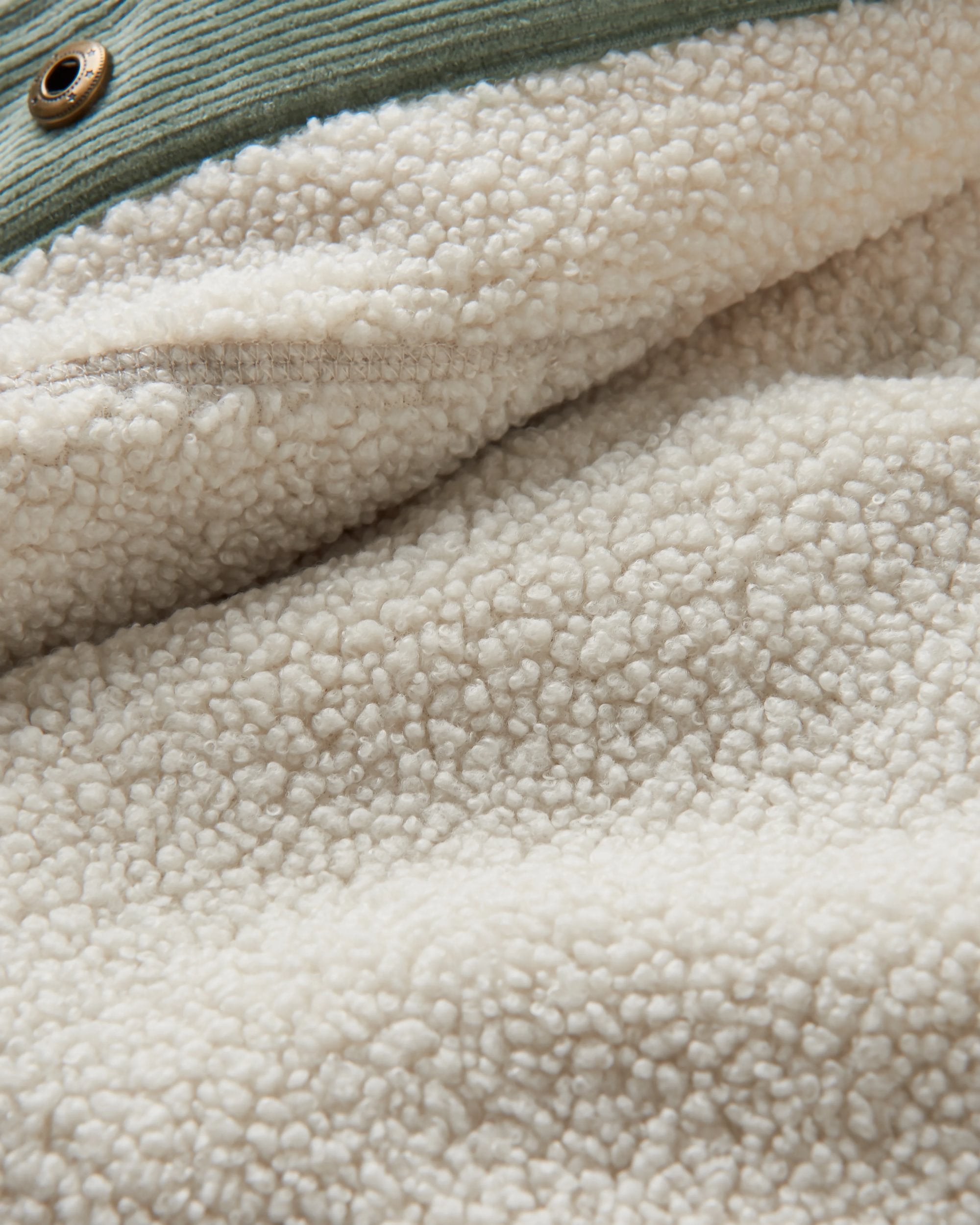 Nash Recycled Fleece - Vintage White - Flatlay