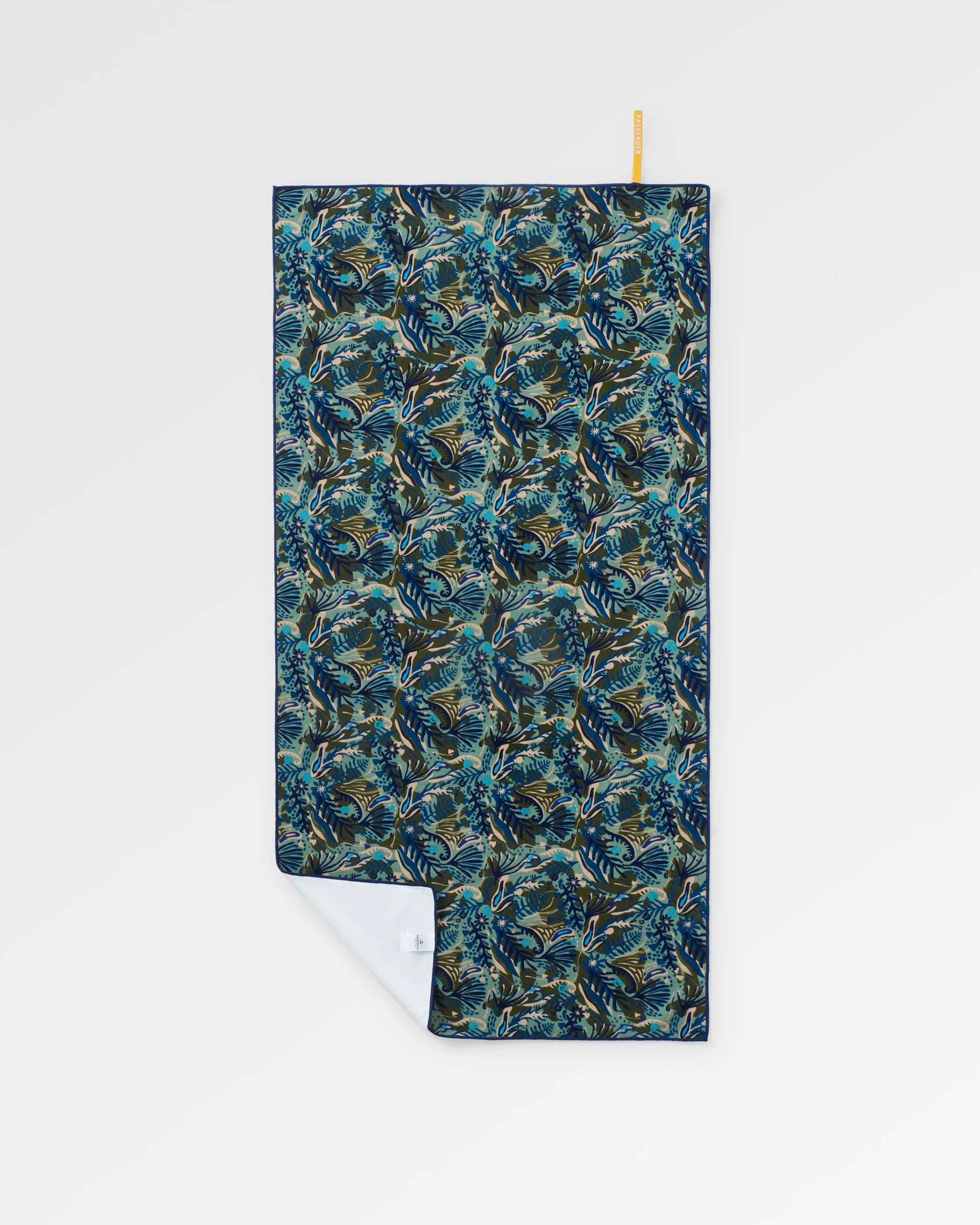 Travel Recycled Quick Dry Towel - Abstract Seaweed Pistachio