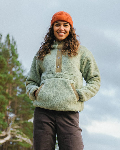 Clover Sherpa Fleece Hooded Pullover - Pistachio - Lifestyle