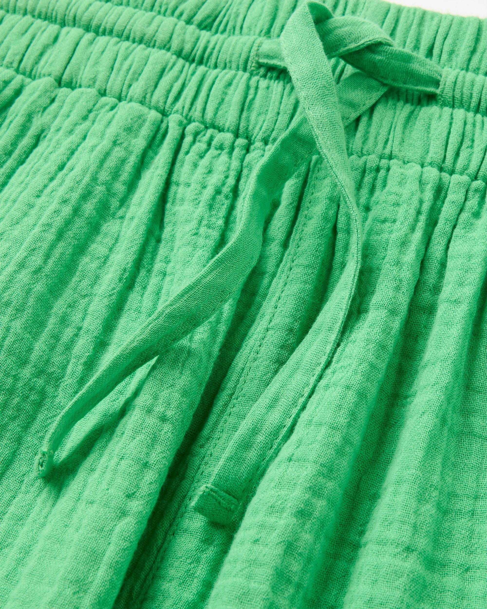 Waveney Cotton Short - True Green - Flatlay