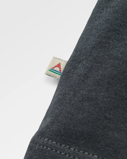 Explore T-shirt - Black - Flatlay